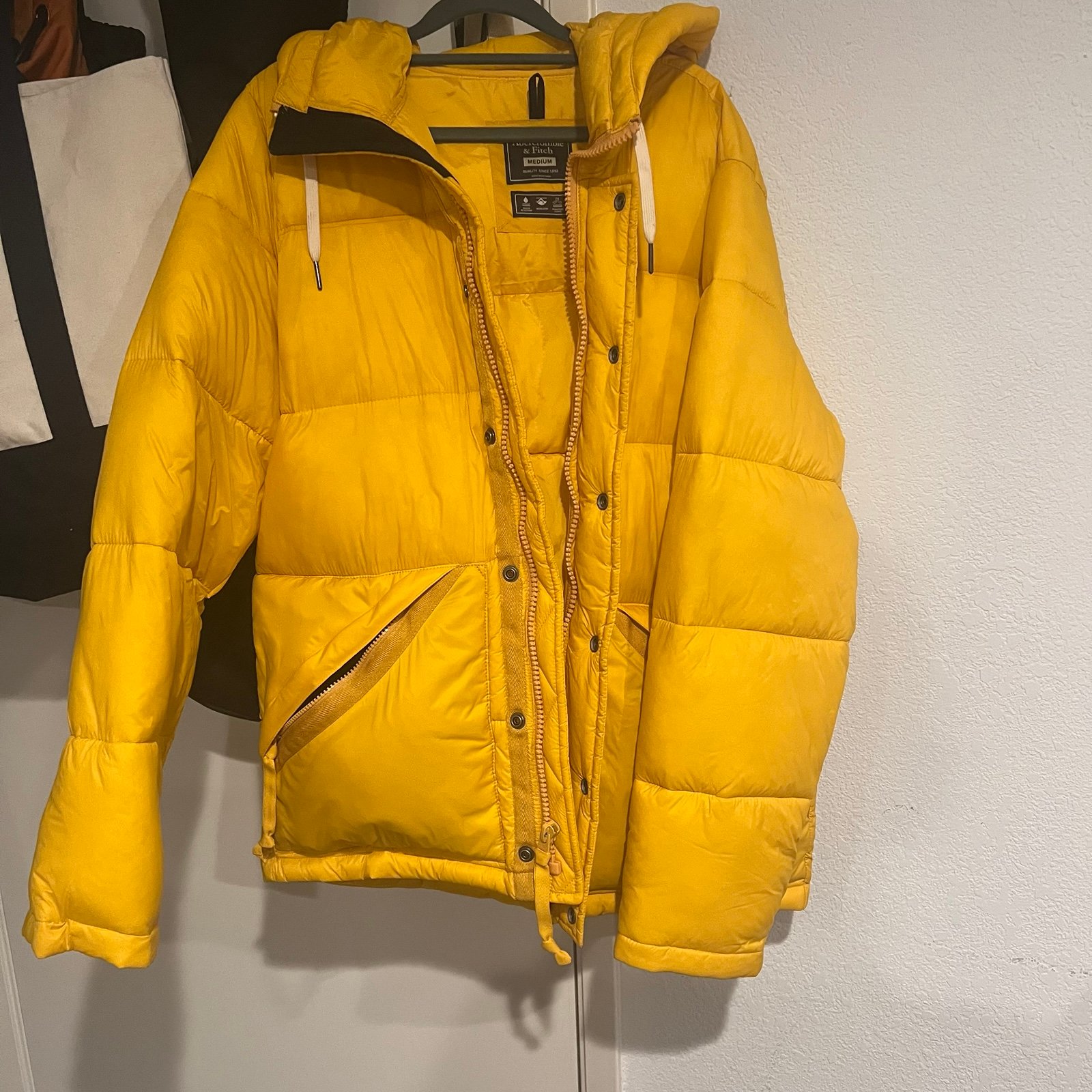 Abercrombie and fitch puffer jacket