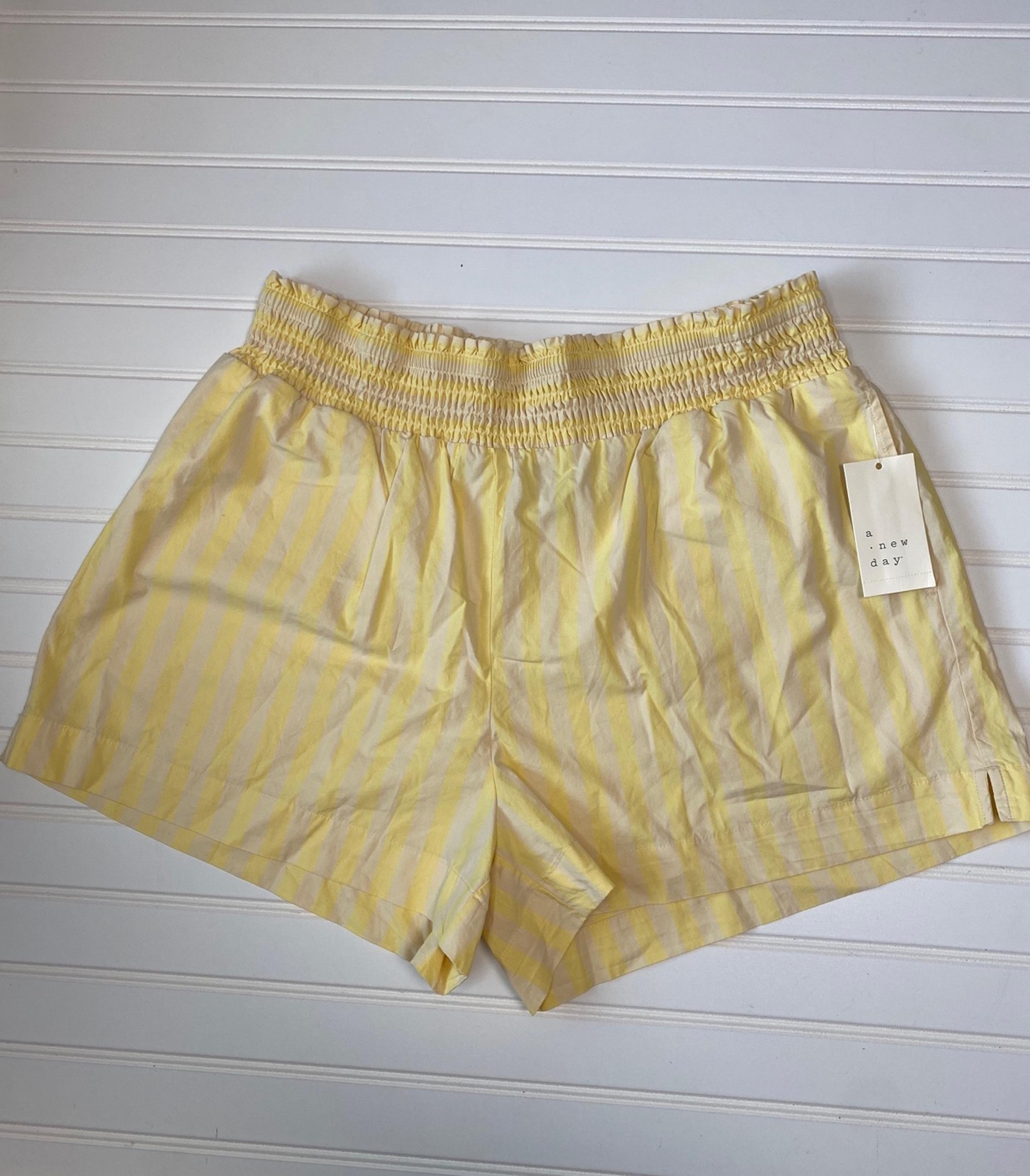 Women’s A New Day Paper Bag High Rise Short XL New