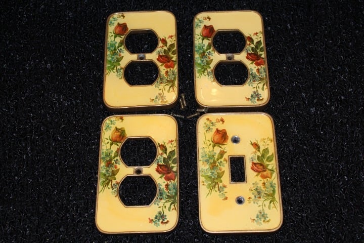 VTG SET OF 4 RESIN/BRASS ROSES AN WILD FLOWERS GOLDEN FLOWERS 1950's RECP/PLTE