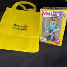 SDCC 2022Chogrin Mallrats Jay 7” Vinyl Fig Signed Jason Mewes “Snoogans” + Bonus