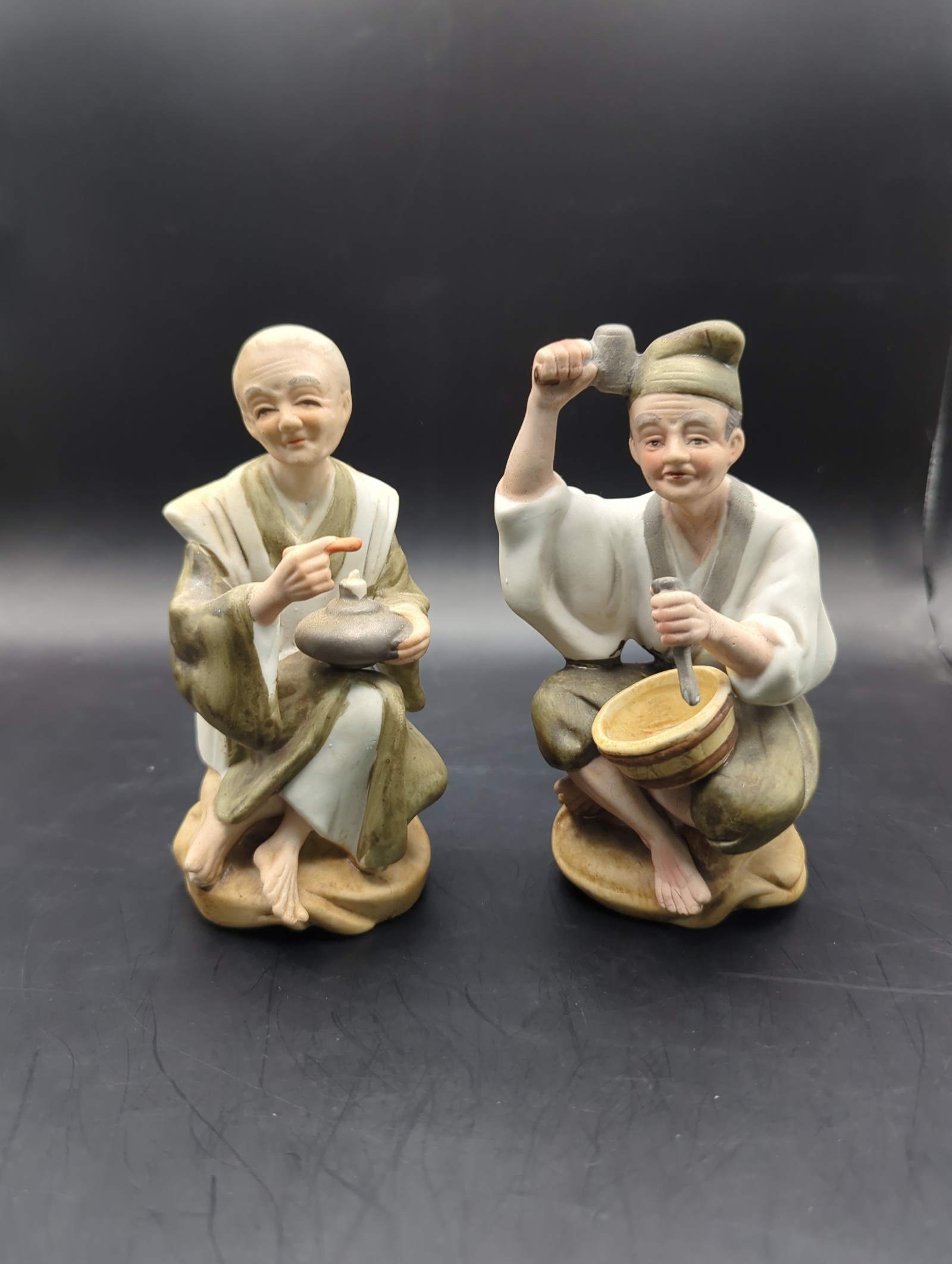 Vintage Asian Men Figurines Cdgc Japan