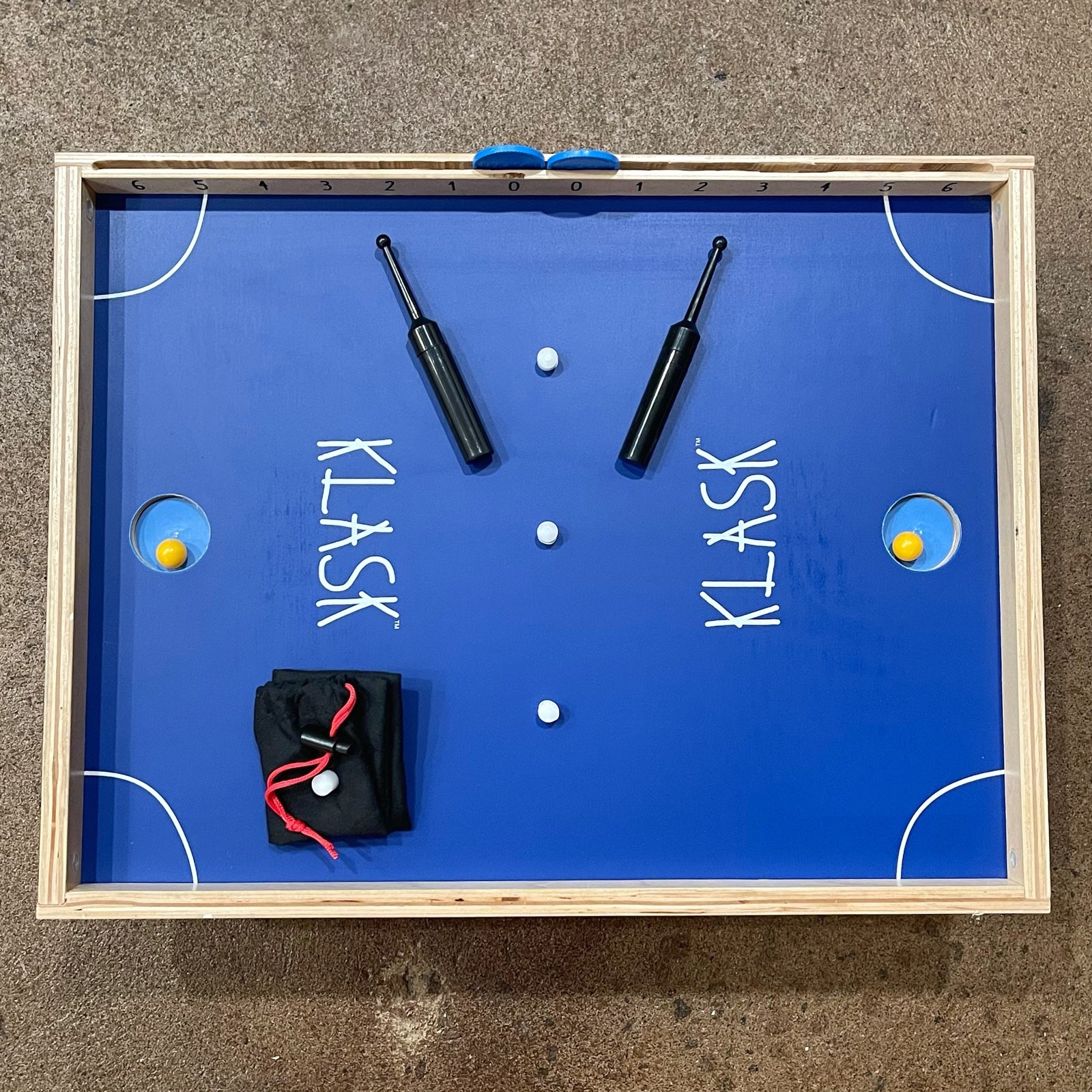 KLASK Tabletop Magnetic Party Game of Skill Foosball + Air Hockey 2-Player MINT