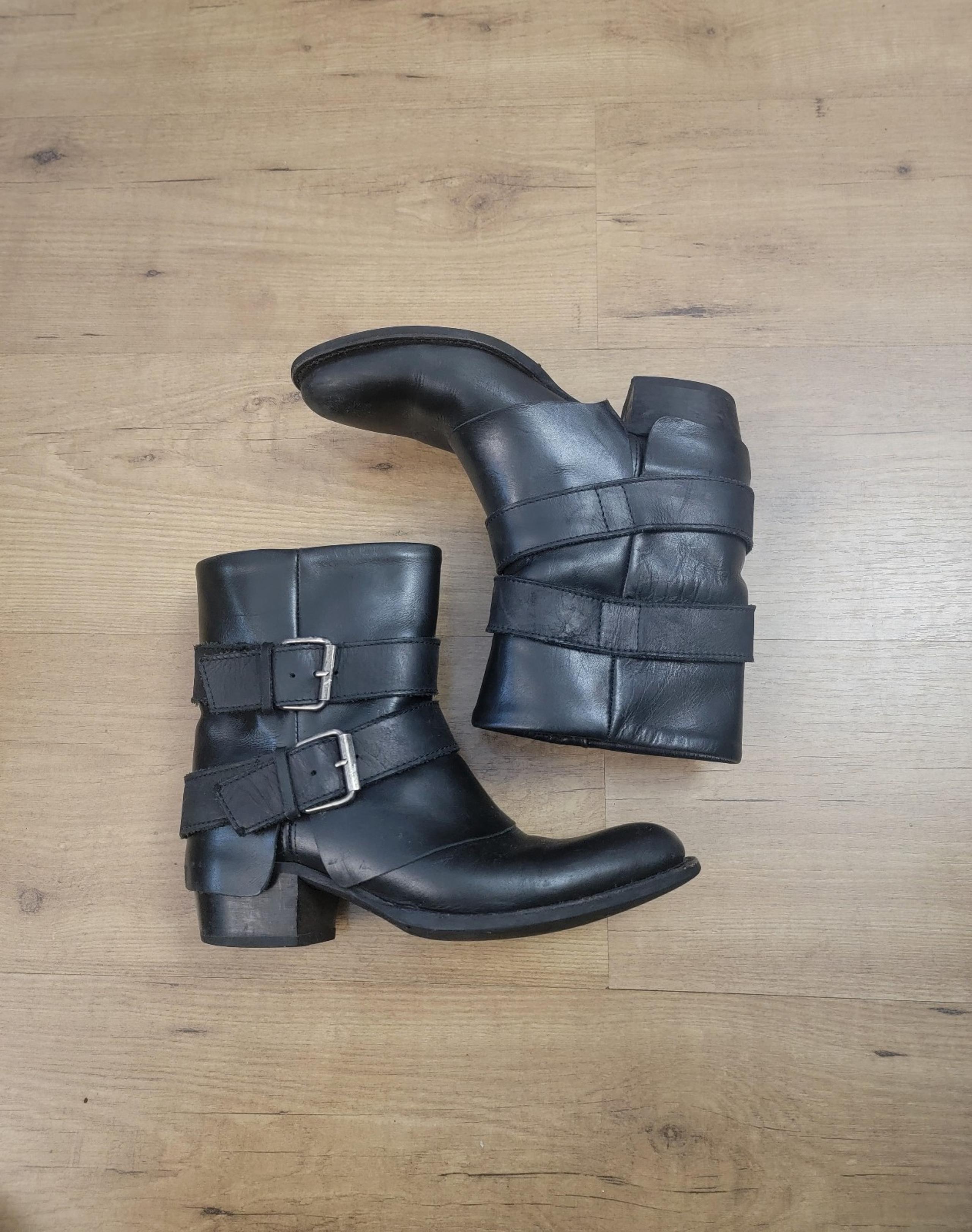 Sendra City Double Buckle Flat Boot