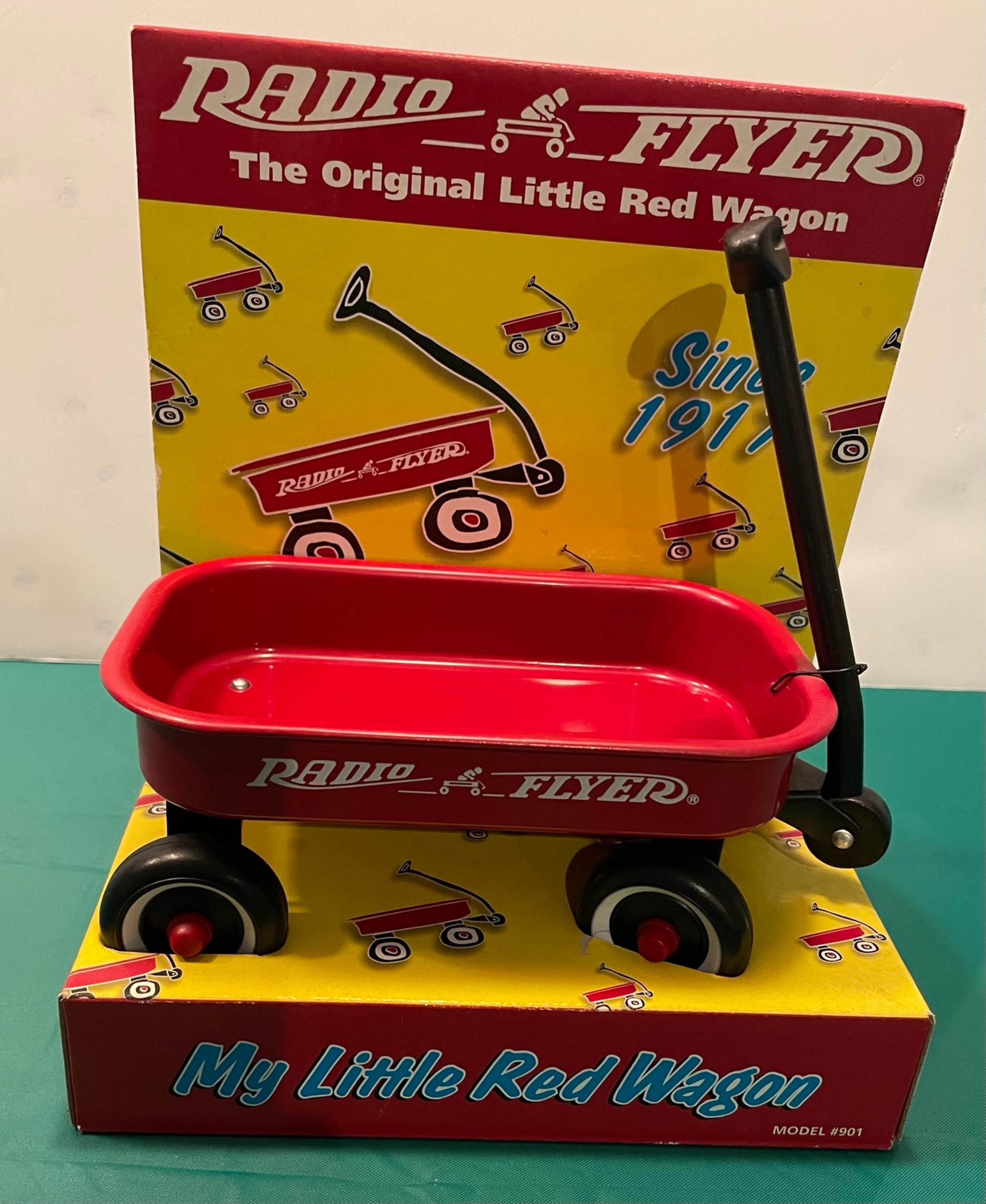 Vintage radio flyer wagon-Model 901