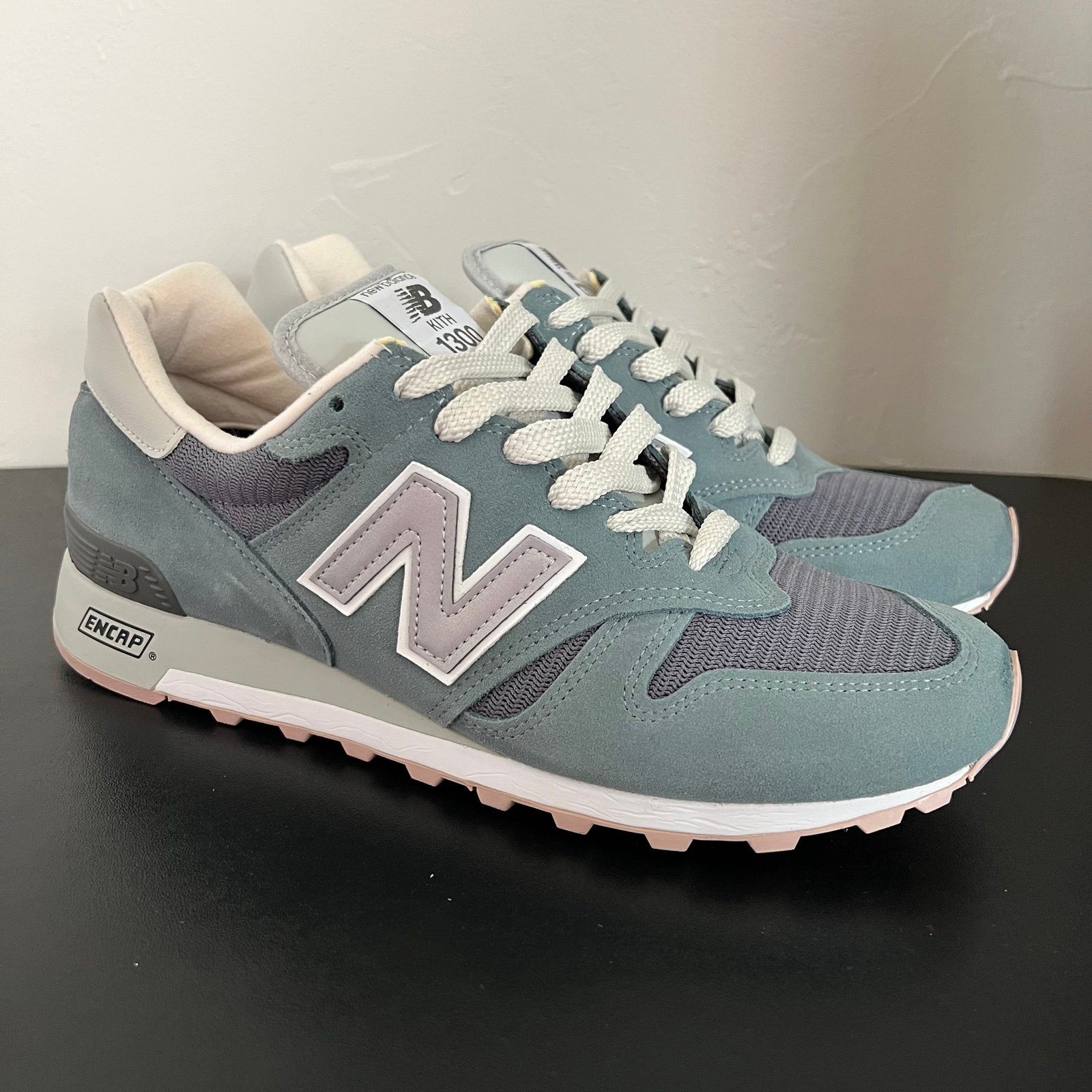 NEW New Balance 1300 Kith Mauve Sole M1300KI