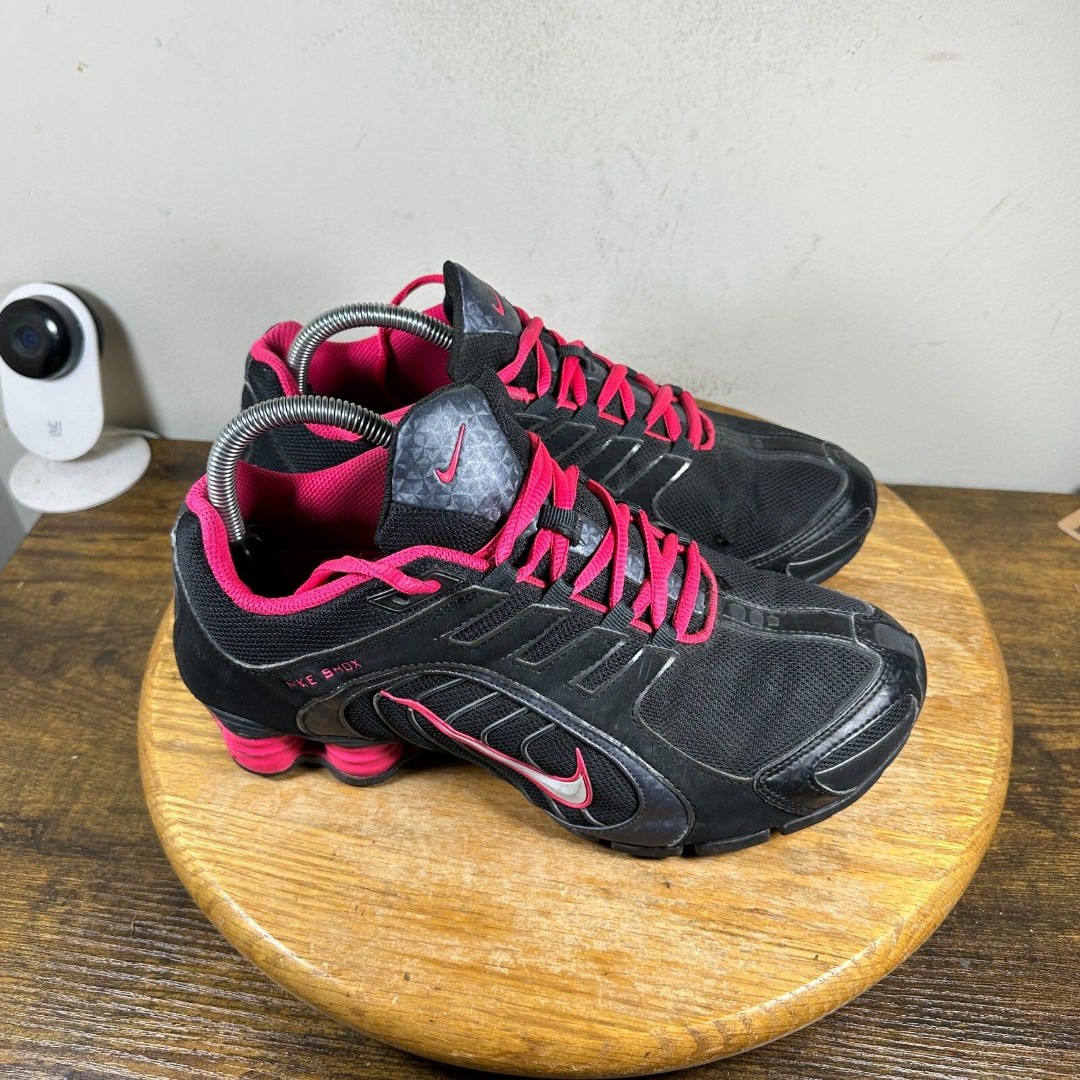Nike Shox Navina Pink Black Women's Size 9.5 Shoes 356918-063