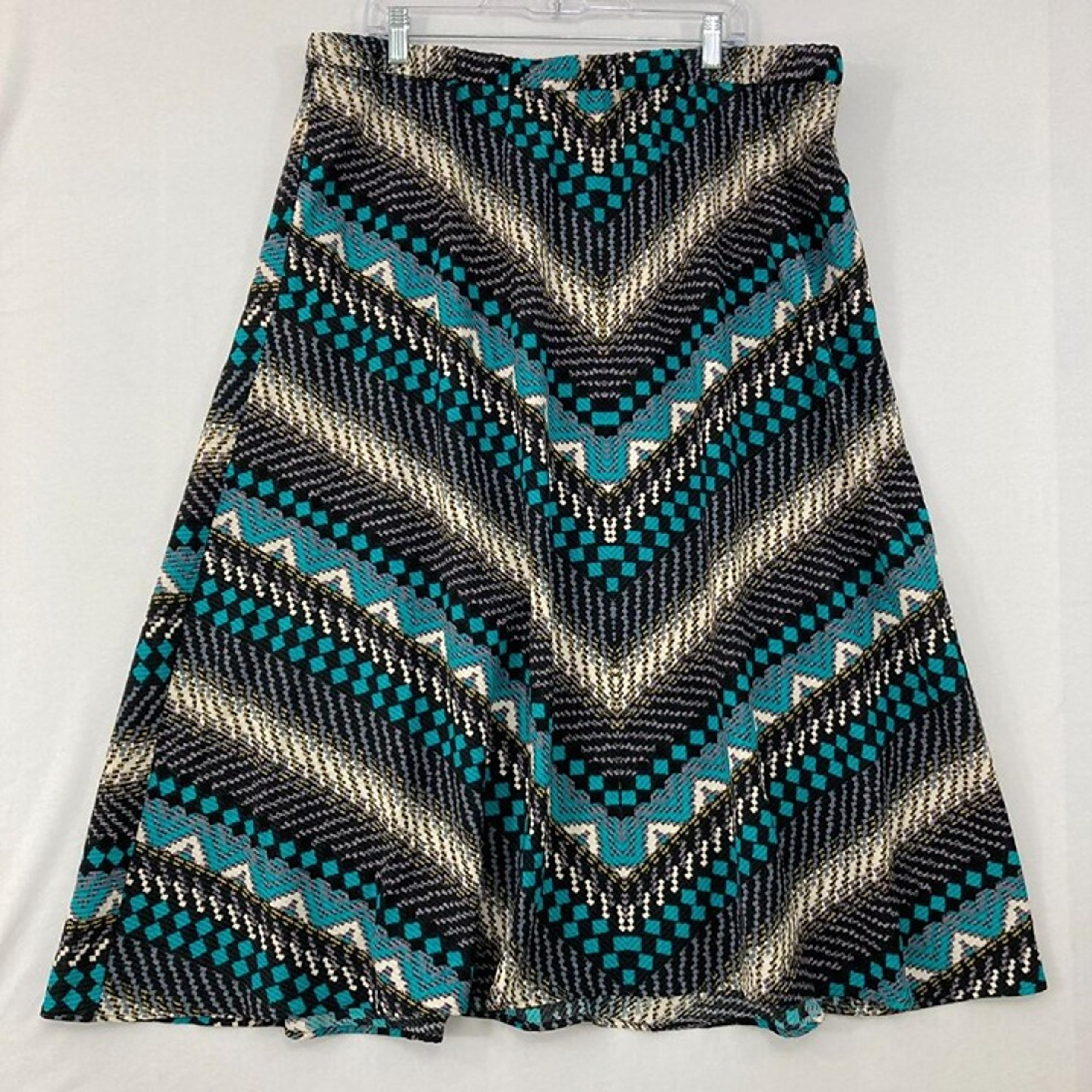New Bob Mackie size 1X Blue Black Stretch Chevron Boho A-line Pull-on Skirt