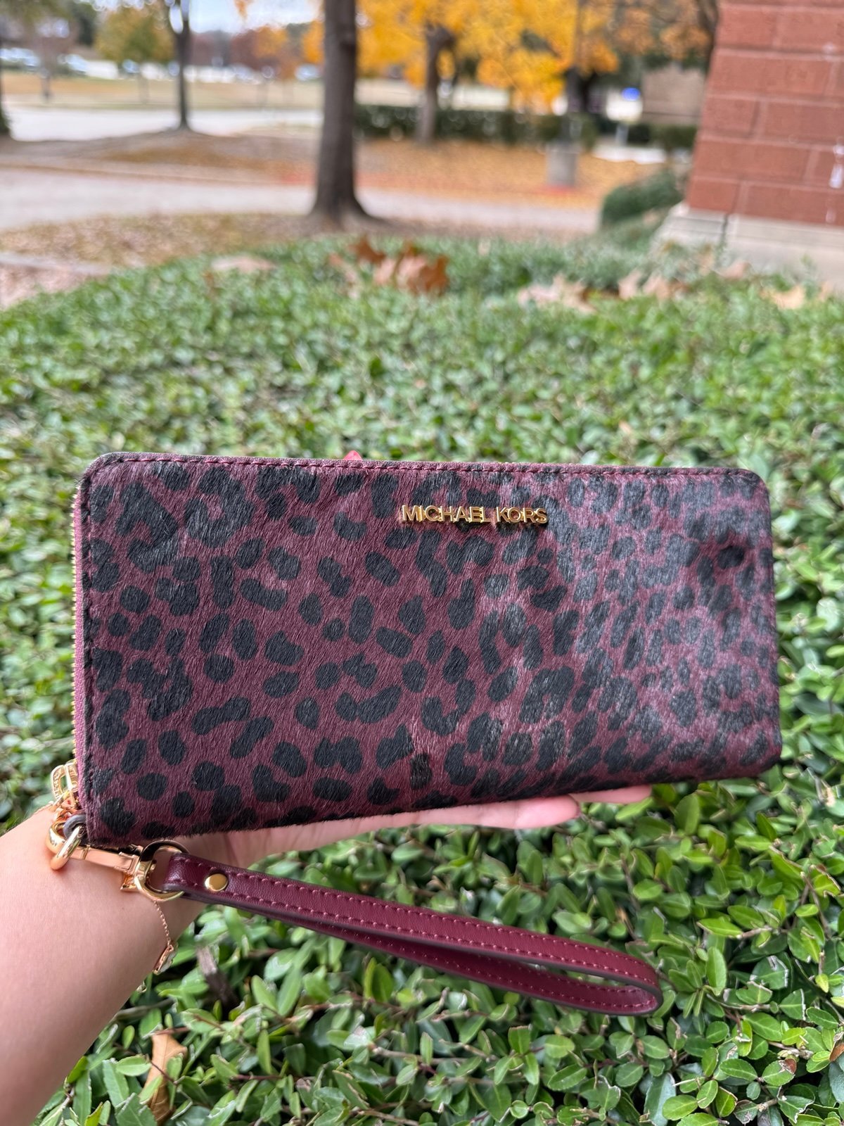 Michael kors wallet