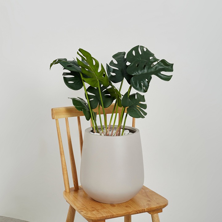 Minimalist Fiberstone Lightweight Round Planter Pot 9 inch Matte Finish