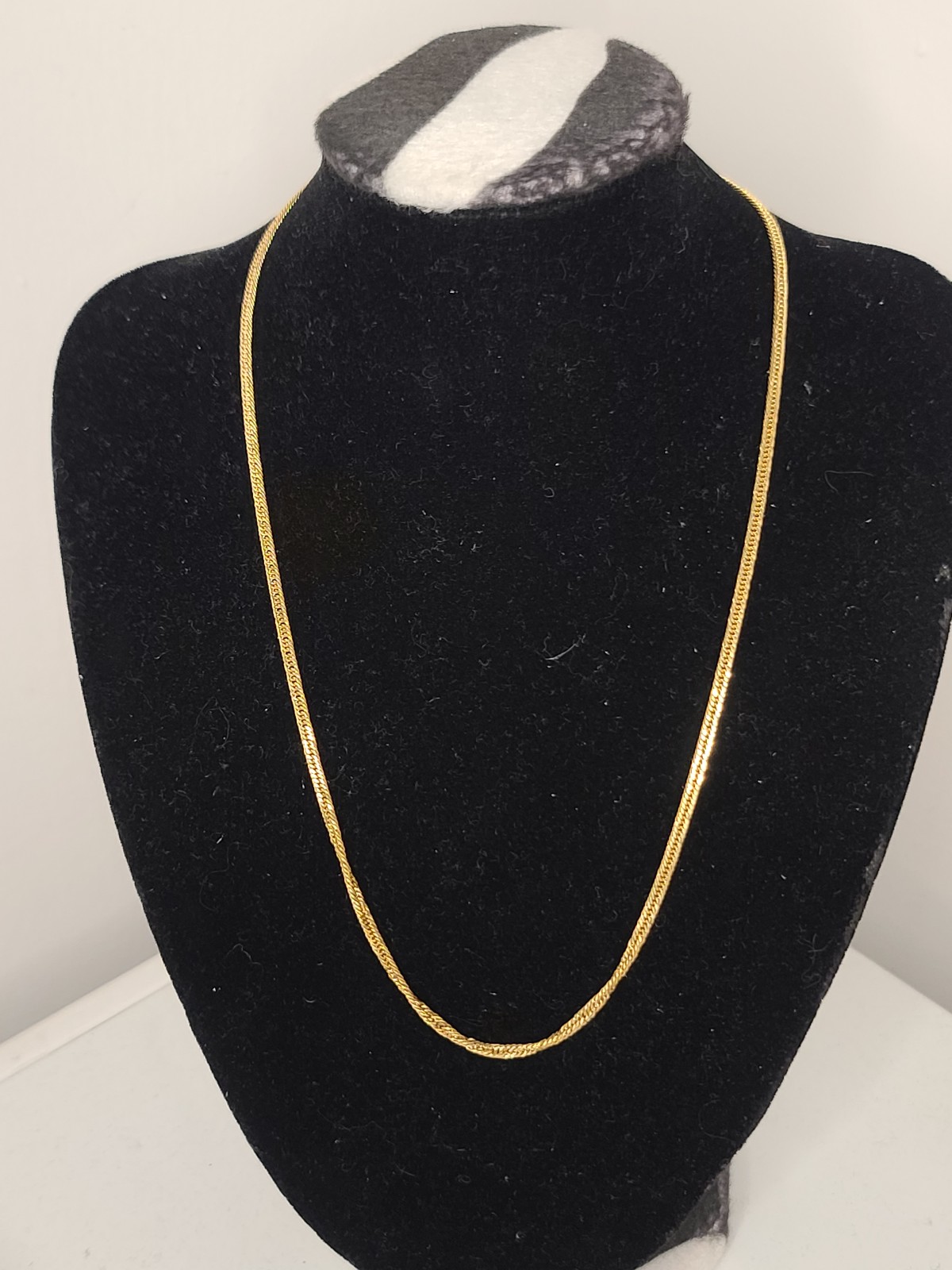 18k yellow gold necklace