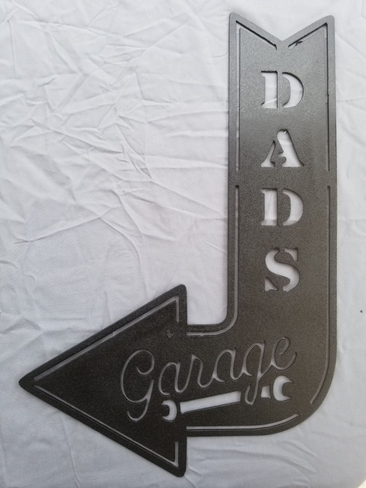 Dads garage metal sign