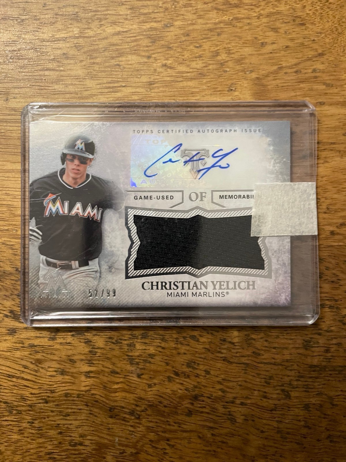 Christian Yelich Topps Triple Threads Autograph Jersey Card