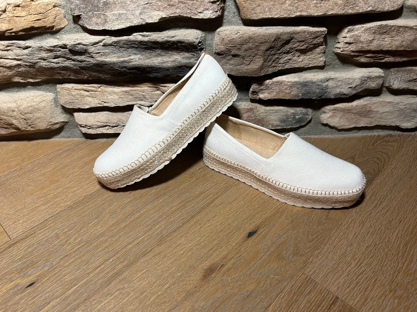 Women’s size 6 canvas slip on shoes, Espadrille shoes