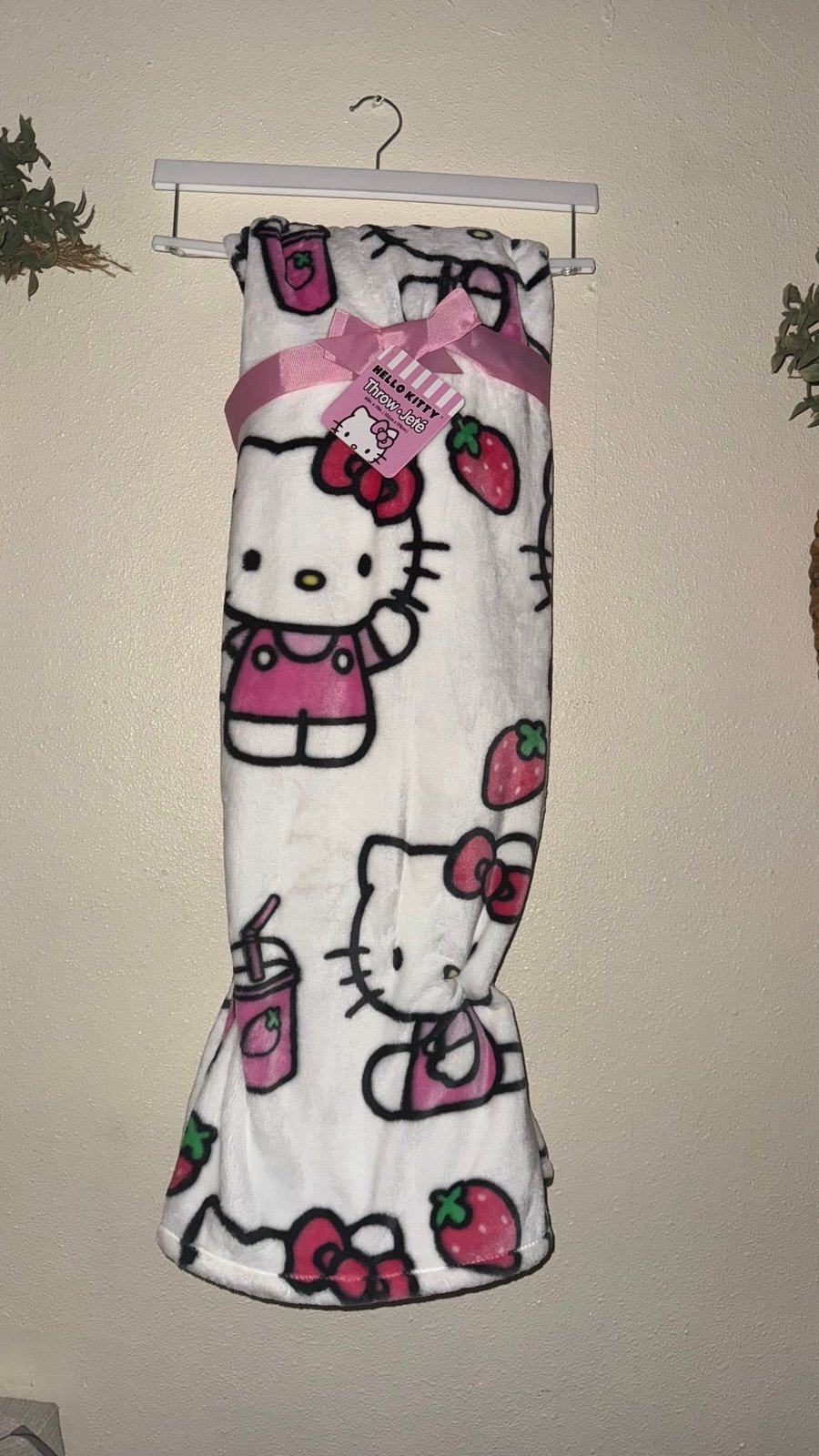 Hello kitty blanket