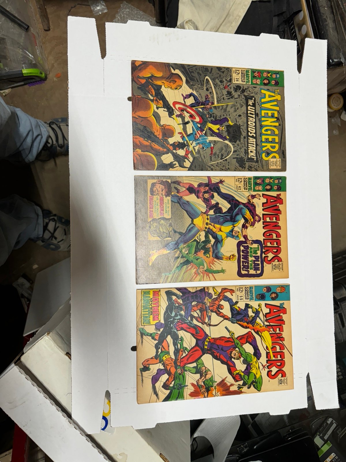 Vintage sets of 3 avengers 12c comic book sell it as is , good condition. Deal