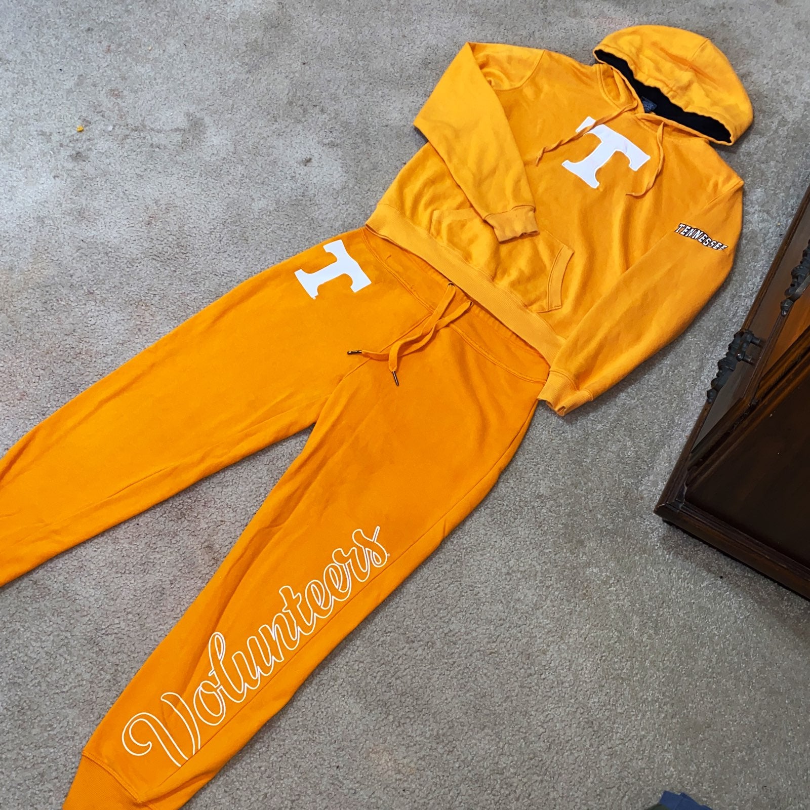 Tennessee vols track suit