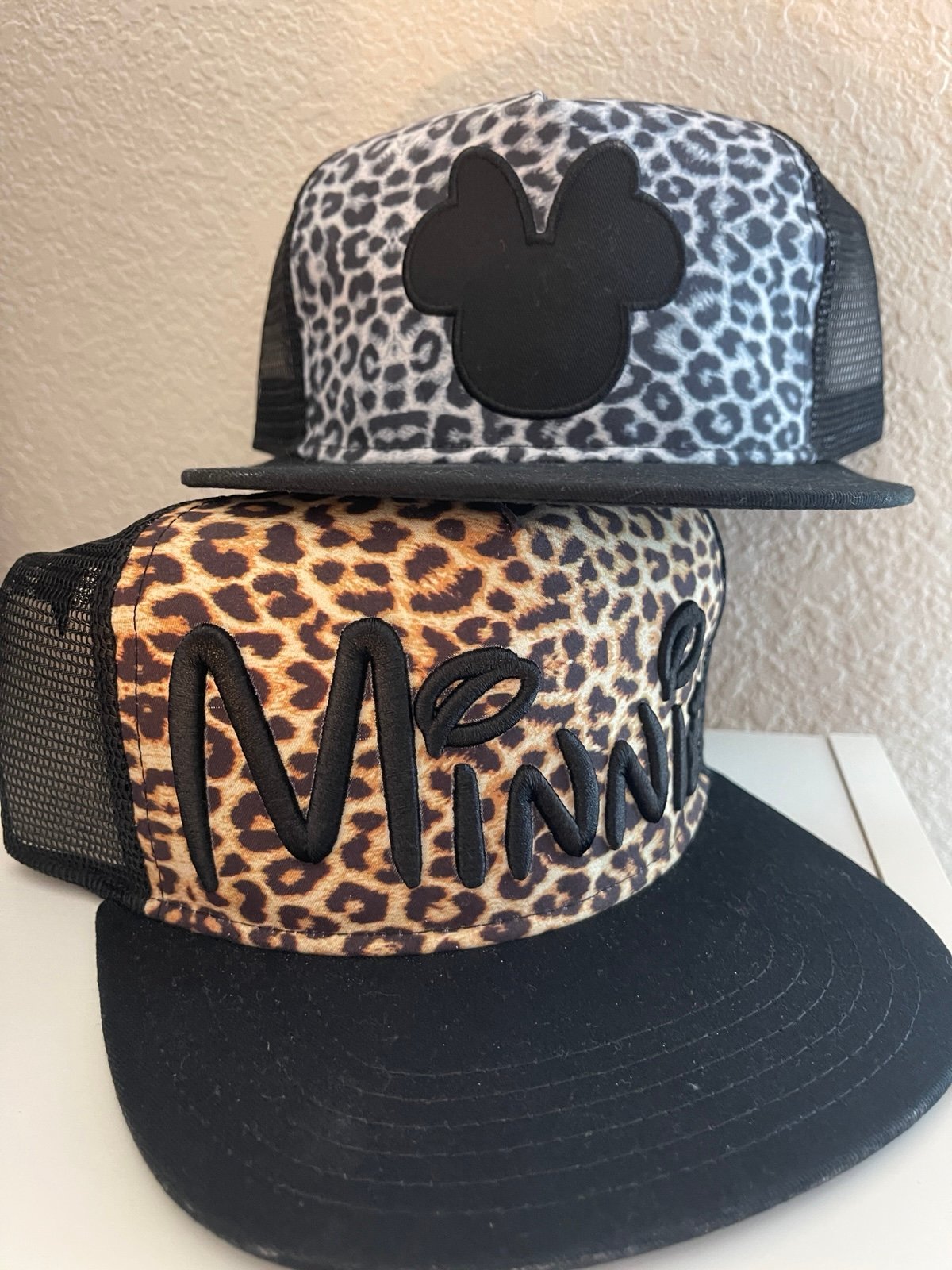 DISNEY Minnie Mouse Adjustable Trucker Hats (Set)