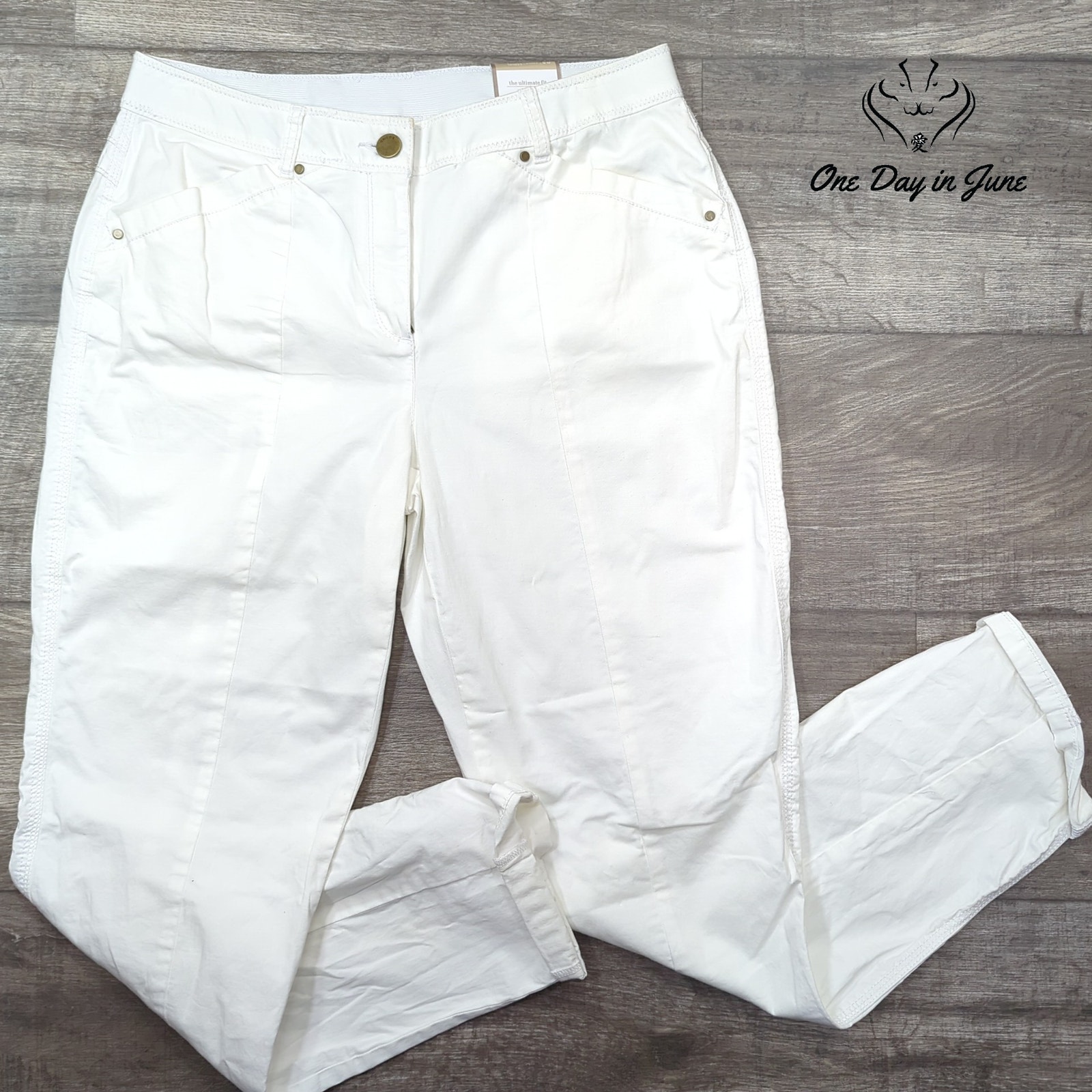 Chico's The Ultimate Fit Casual Cotton Ankle Pants Size Chico's 0.5 (6)