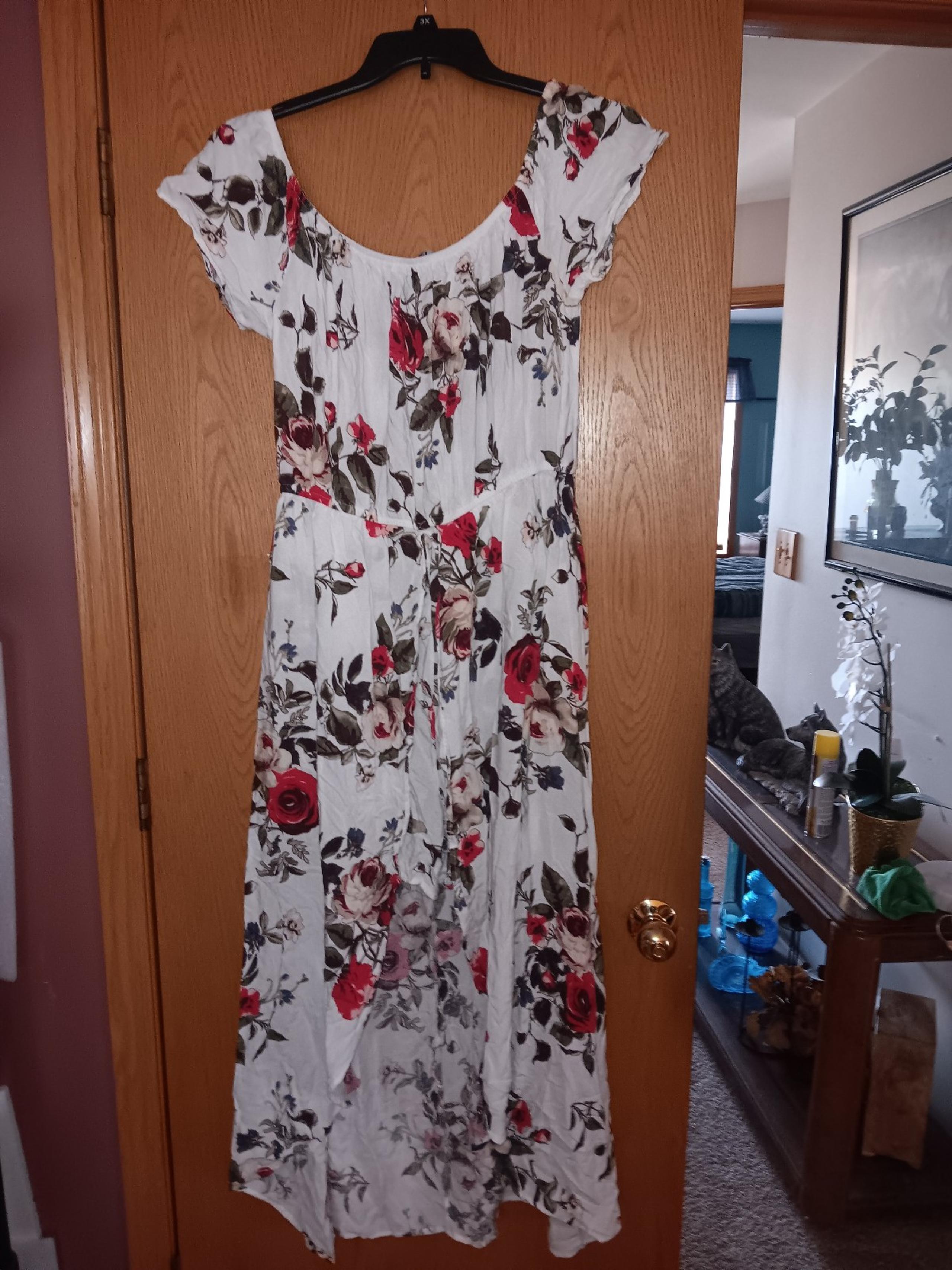 Women's size 2XL,  J for Justify high low dress