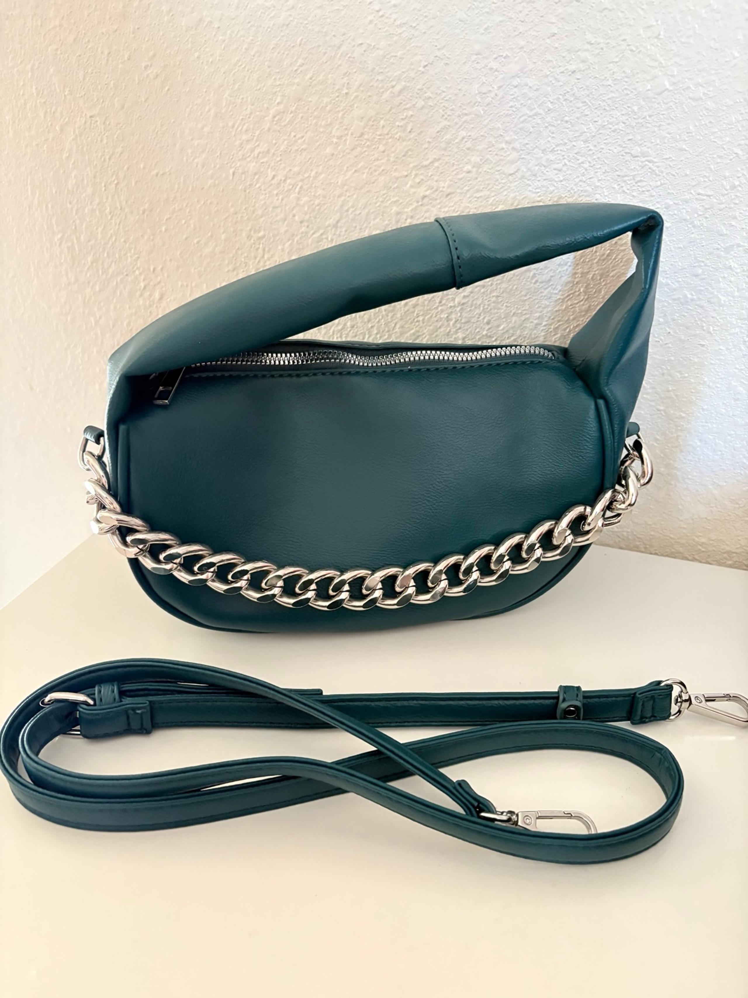 Forever 21 teal crossbody with chain detail bag