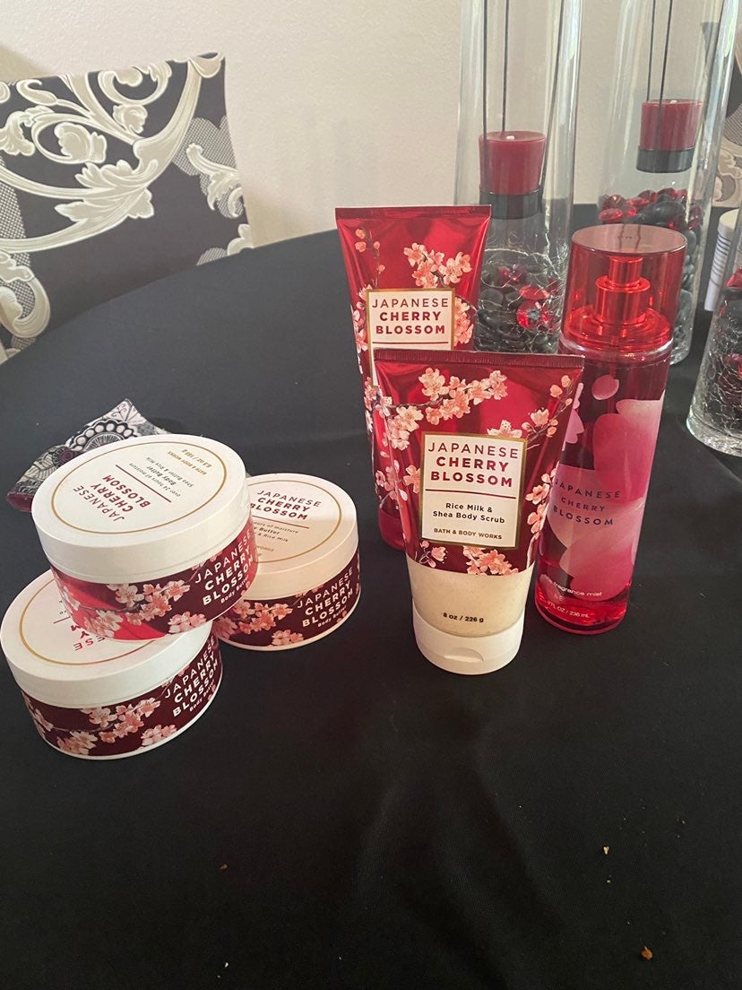 Bath & Body Works Japanese Cherry Blosso