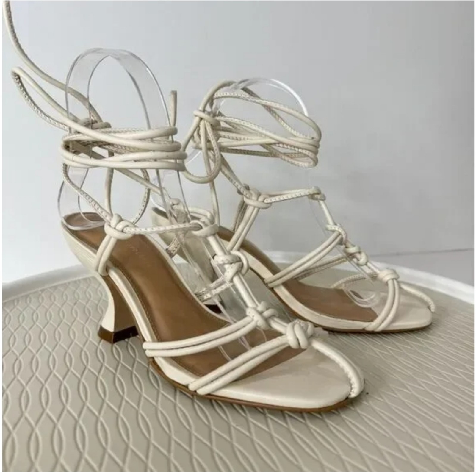 Sandalias de tacón de bloque Anthropologie para mujer, color beige, con tiras y