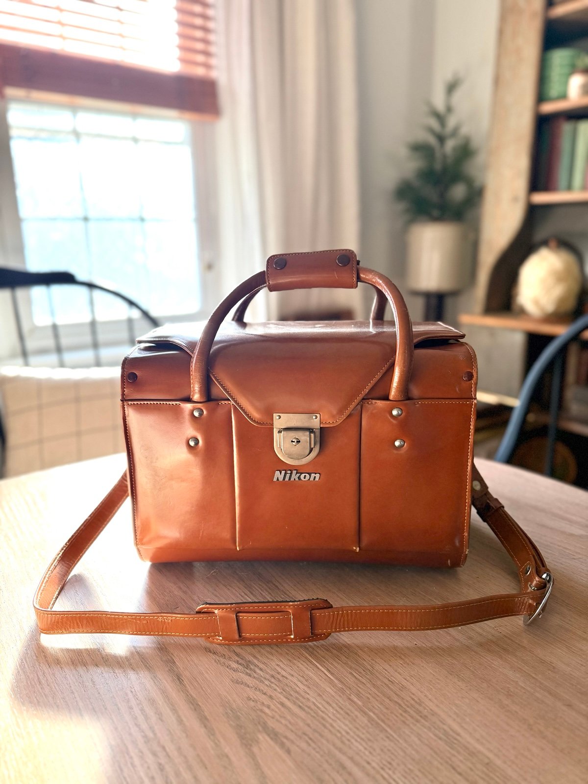 Vintage Nikon Brown Leather Camera Bag - Model FB11