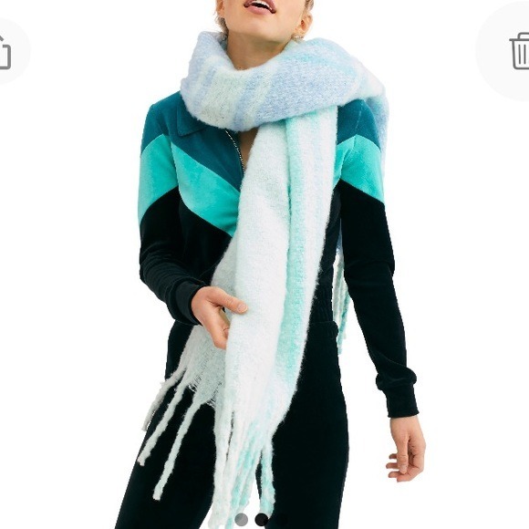 NEW Free People Chunky Gemini Pastel Plaid Winter Scarf, Blue and Green
