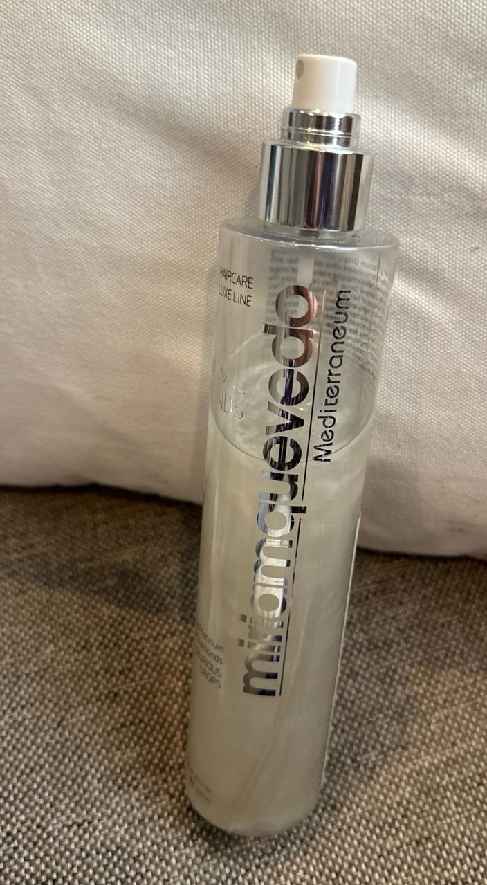 Miriam Quevedo Platinum & Diamonds Volume Luxurious Drops Finishing Spray 8.5fl