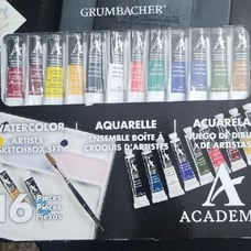 Grumbacher Watercolor 16 piece set