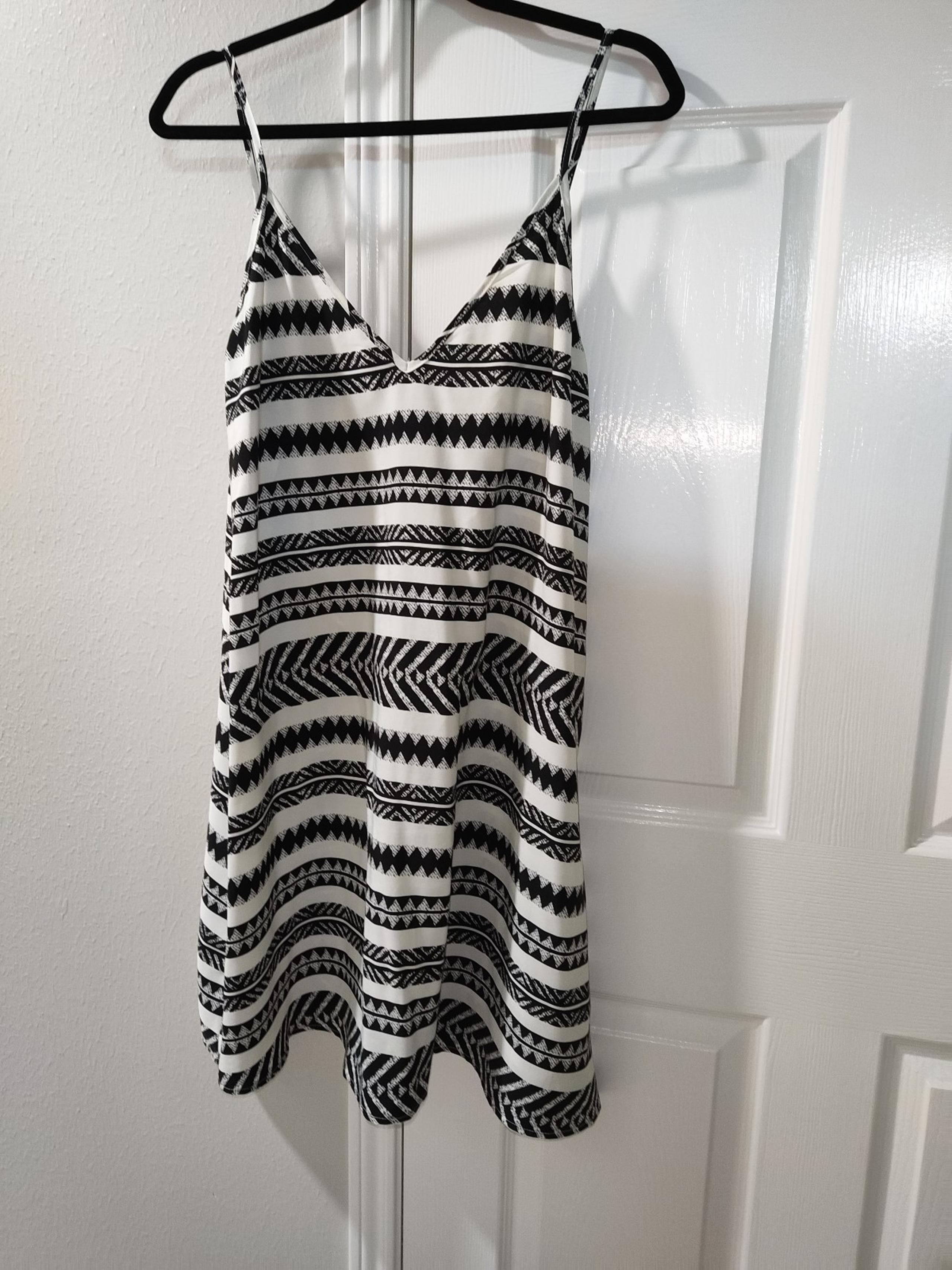 Women's Plus Sz 1XL Black White Sleeveless Mini Slip Dress Shein Curve Boho