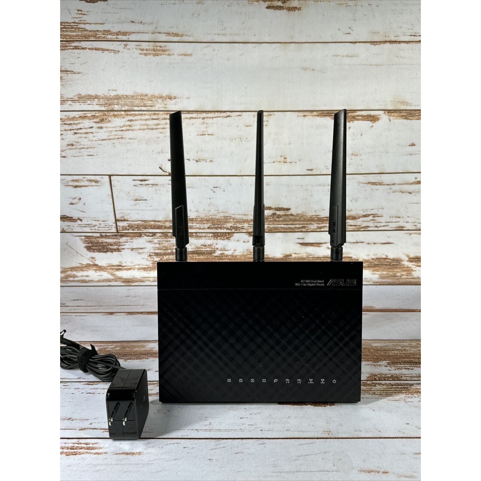 ASUS RT-AC68U 4 Port Dual Band Wireless Gigabit Router (AC1900)