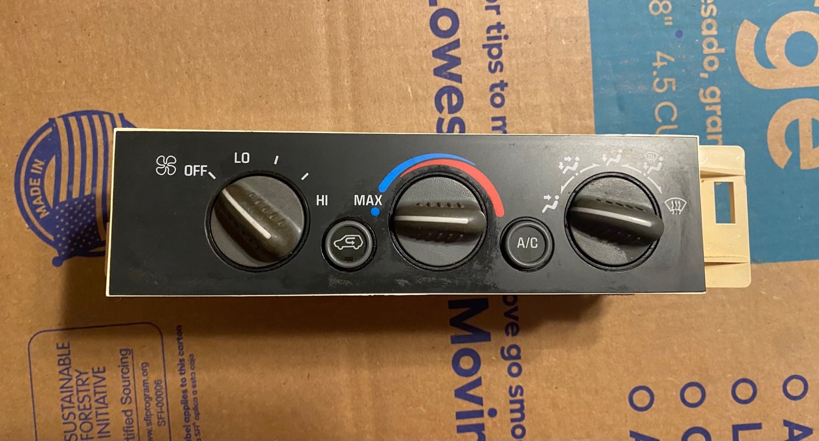 1996-1999 Chevy Tahoe/Suburban Climate Control Panel