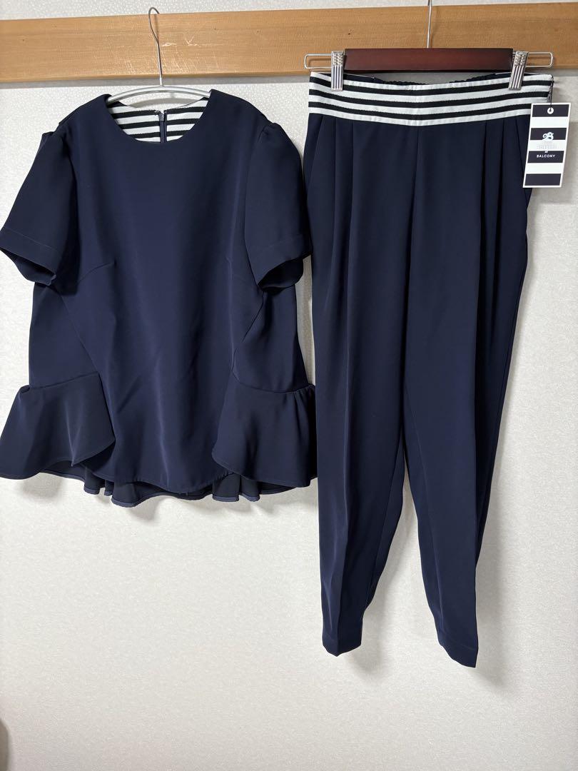 BORDERS at BALCONY Blouse & Pants 2-Piece Set