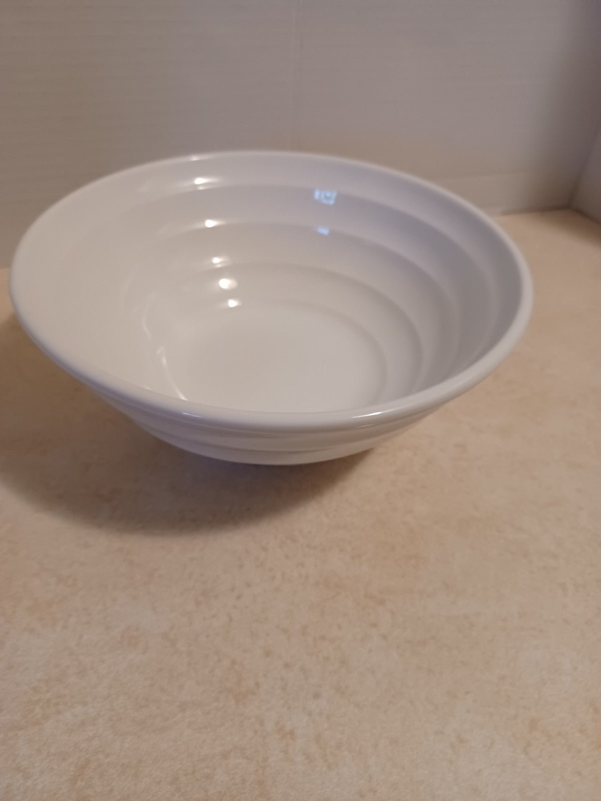 Sakura White Heavyweight Ceramic Footed Serving Bowl 8 inches