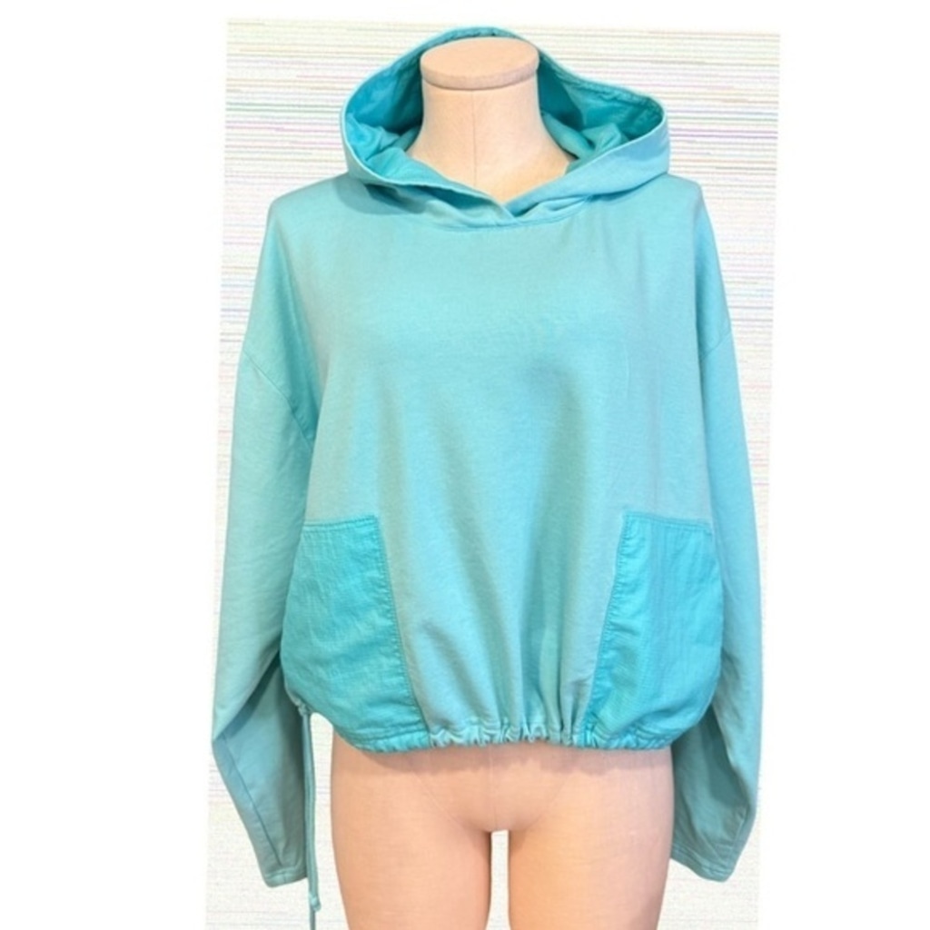 OUTDOOR VOICES women’s size S boxy drawstring hem turquoise hoodie beach top