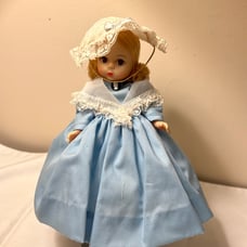 Doll Madame Alexander- miss United States -8” tall