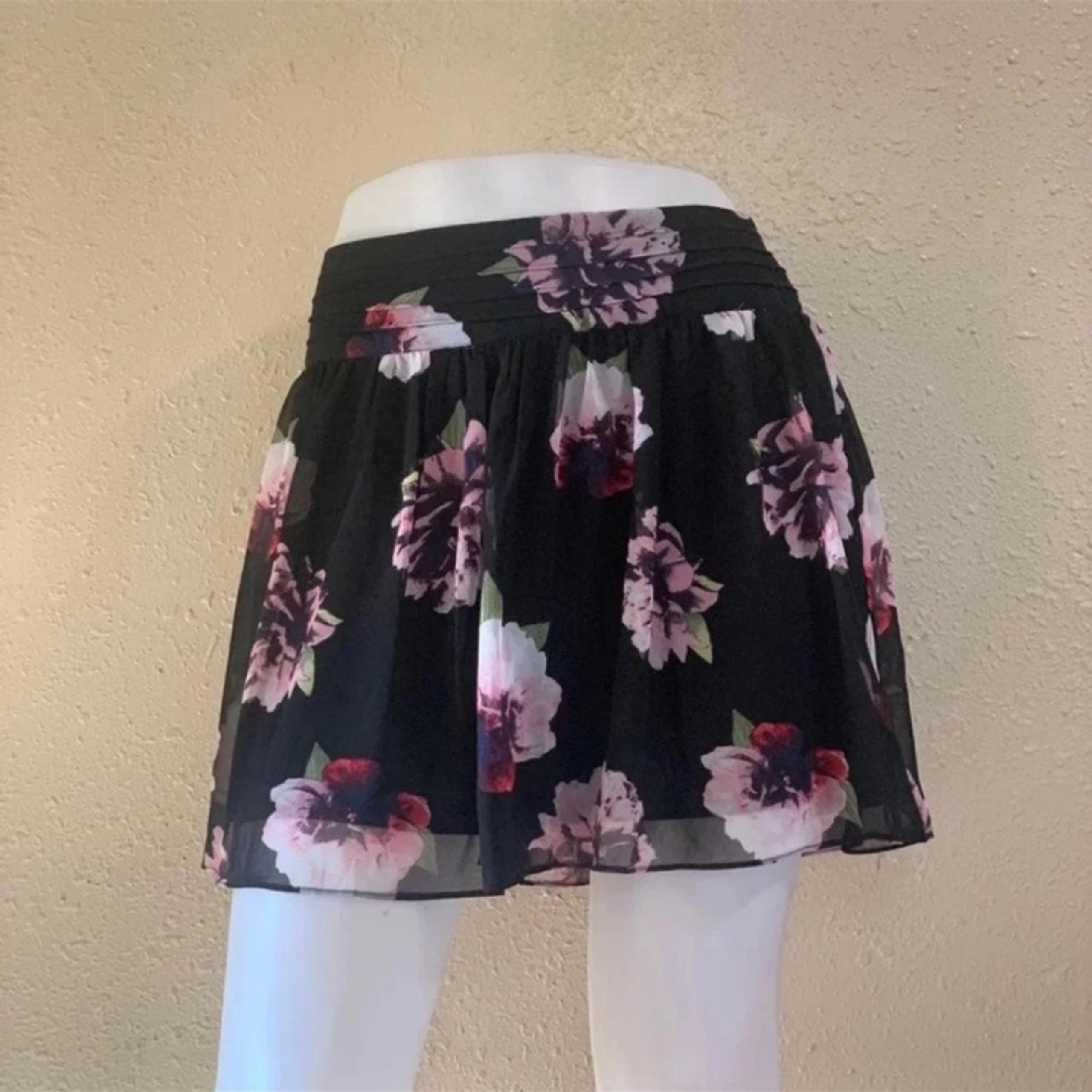 Olsenboye Floral Skirt