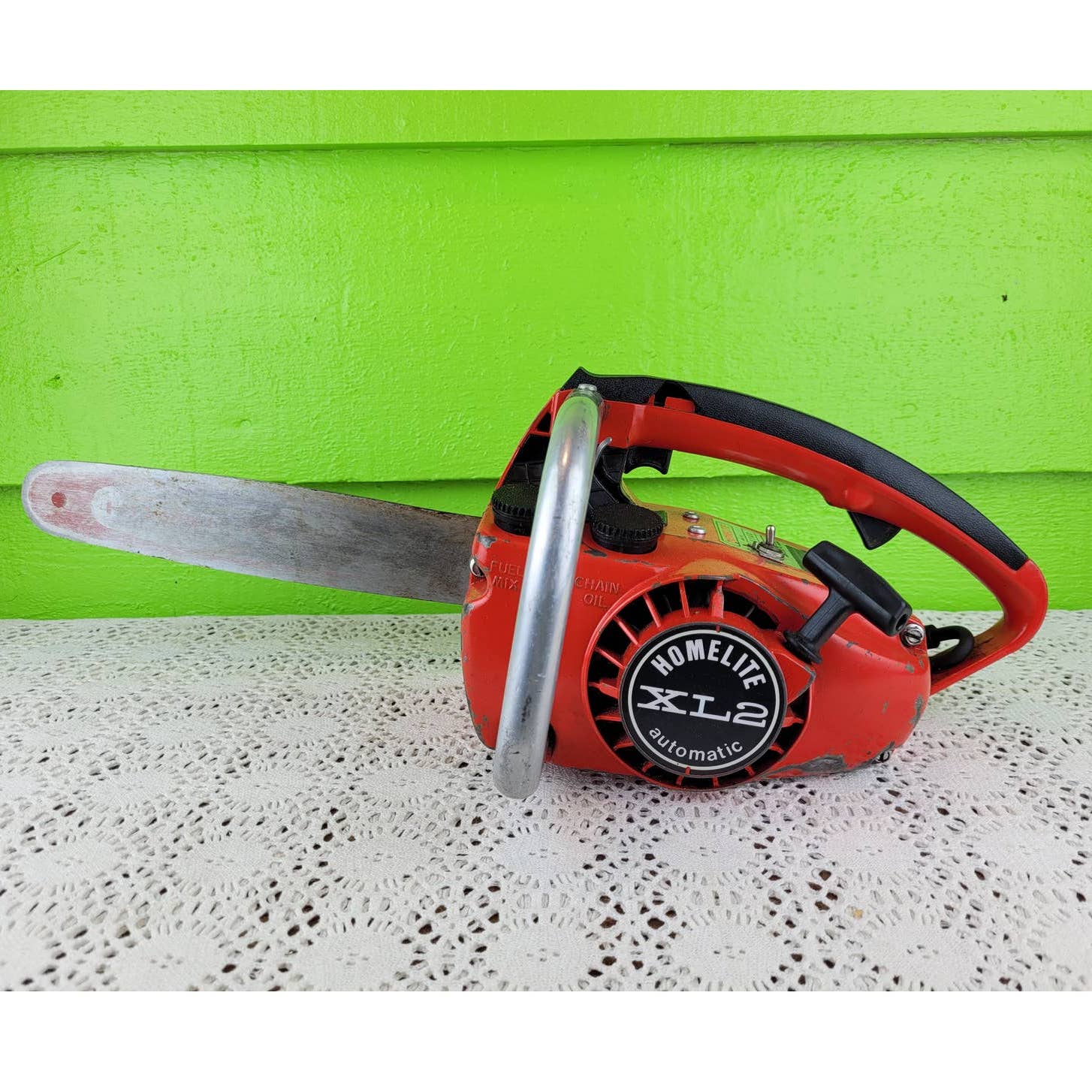 Vintage 1970's Homelite Chainsaw XL 2 Automatic w/ Original Case Red 30131355