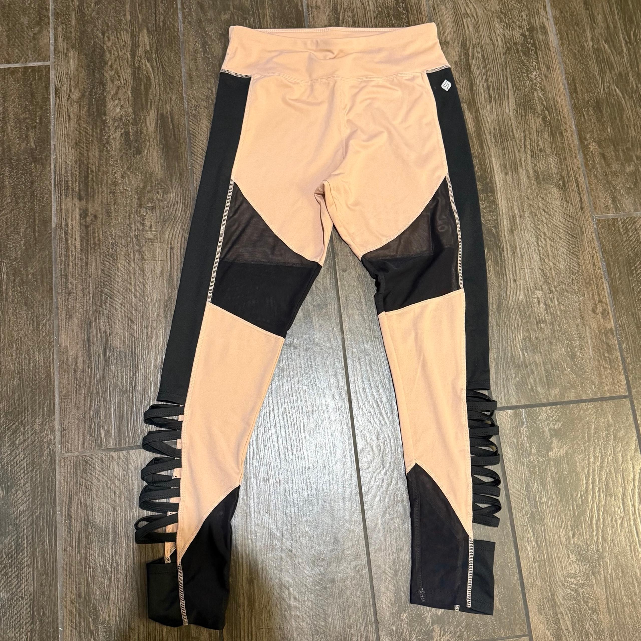 NWOT Fashion Nova Sport Leggings