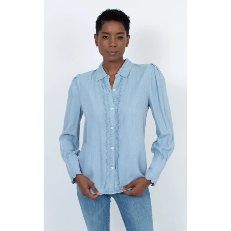 Frame Medium Scalloped Oxford Chambray Button Down Shirt Blouse Light Blue