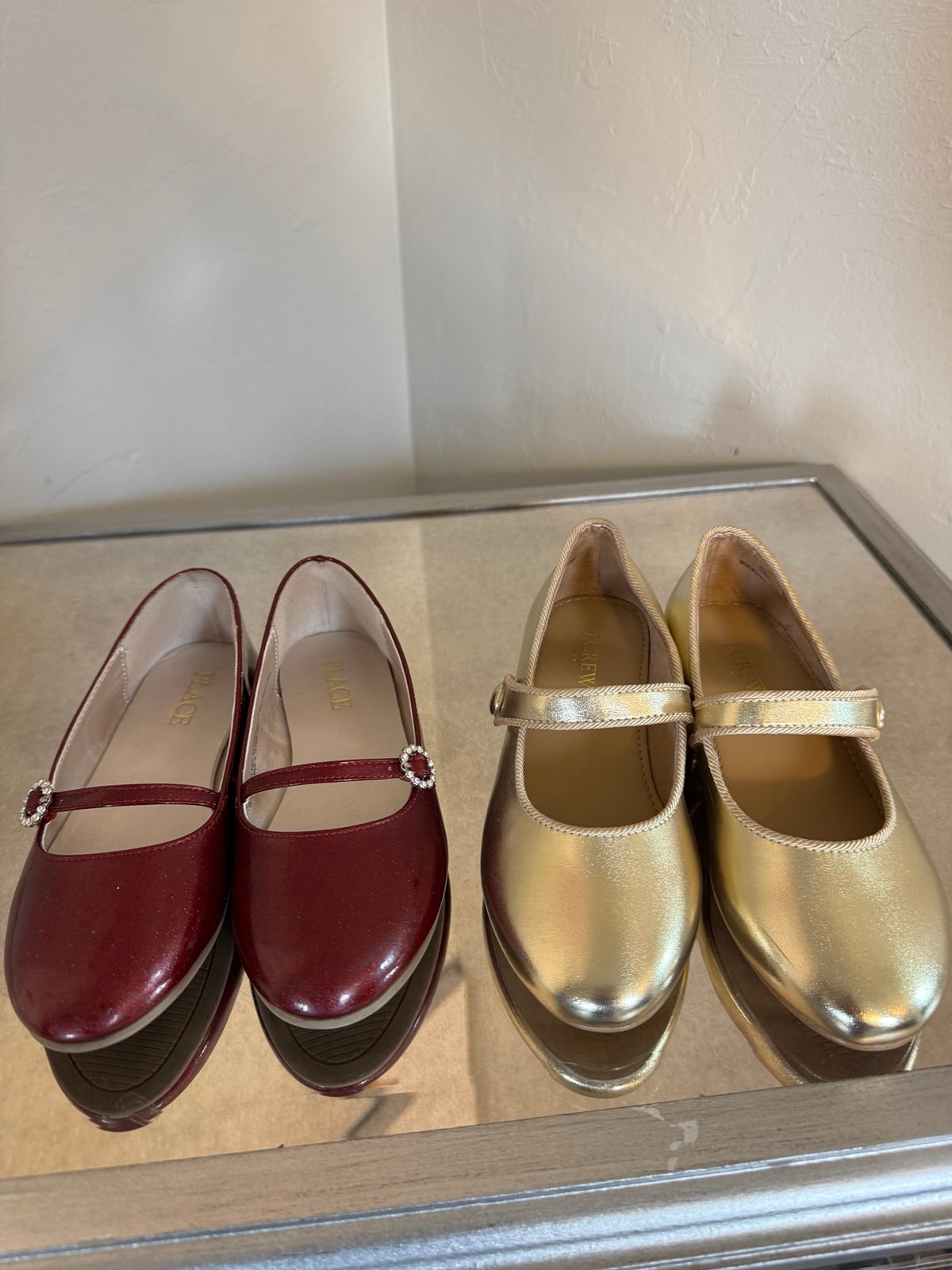 Little Girl’s shoes size 12