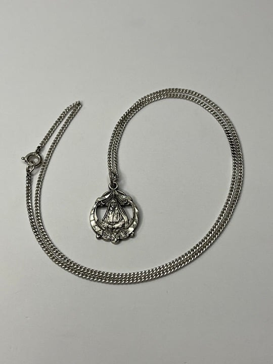Vintage Sterling Silver Virgin Mother Mary Religious Medal Charm Pendant Necklac