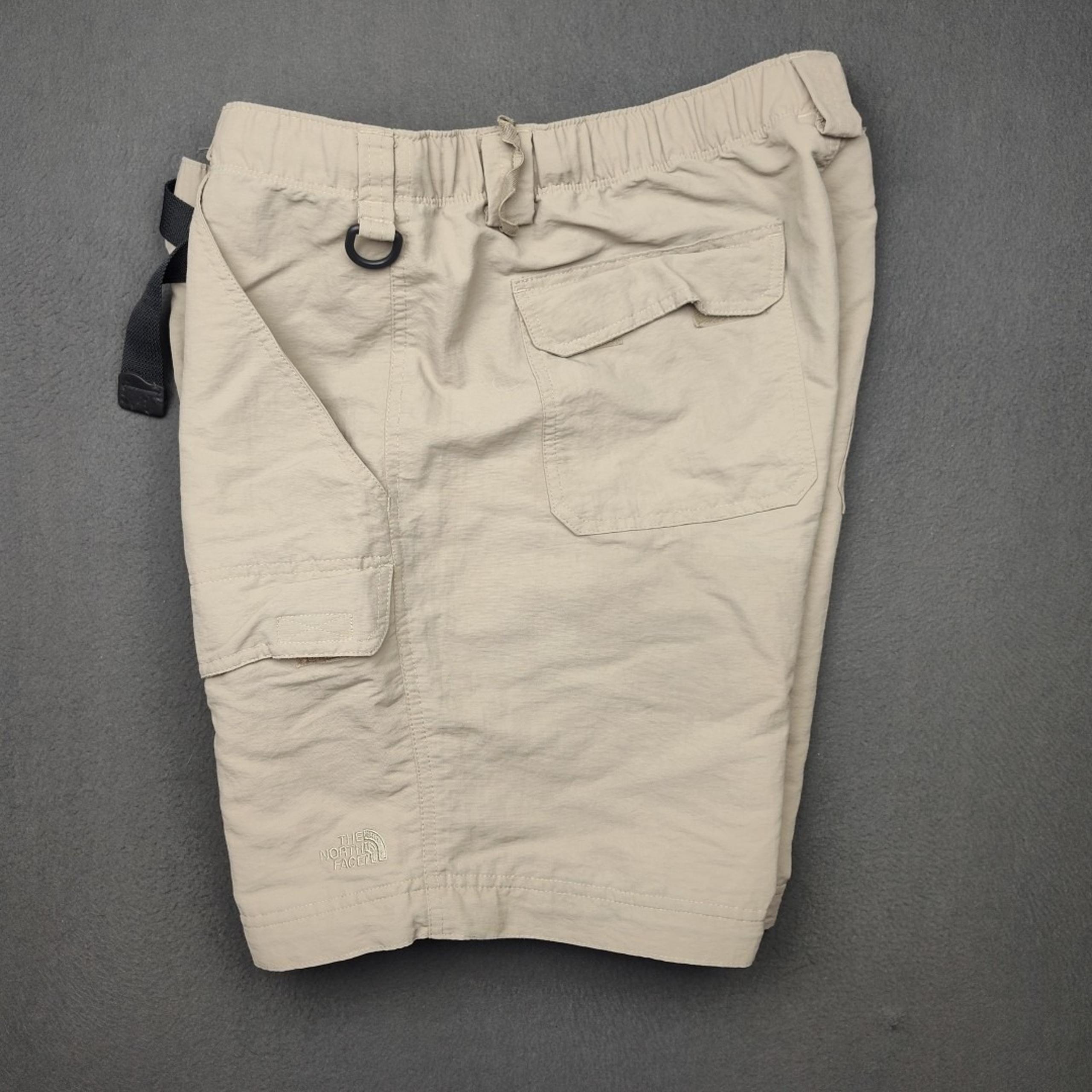 North Face Shorts Mens Extra Large Brown 8" Cargo Outdoor Hiking Nylon Stretch