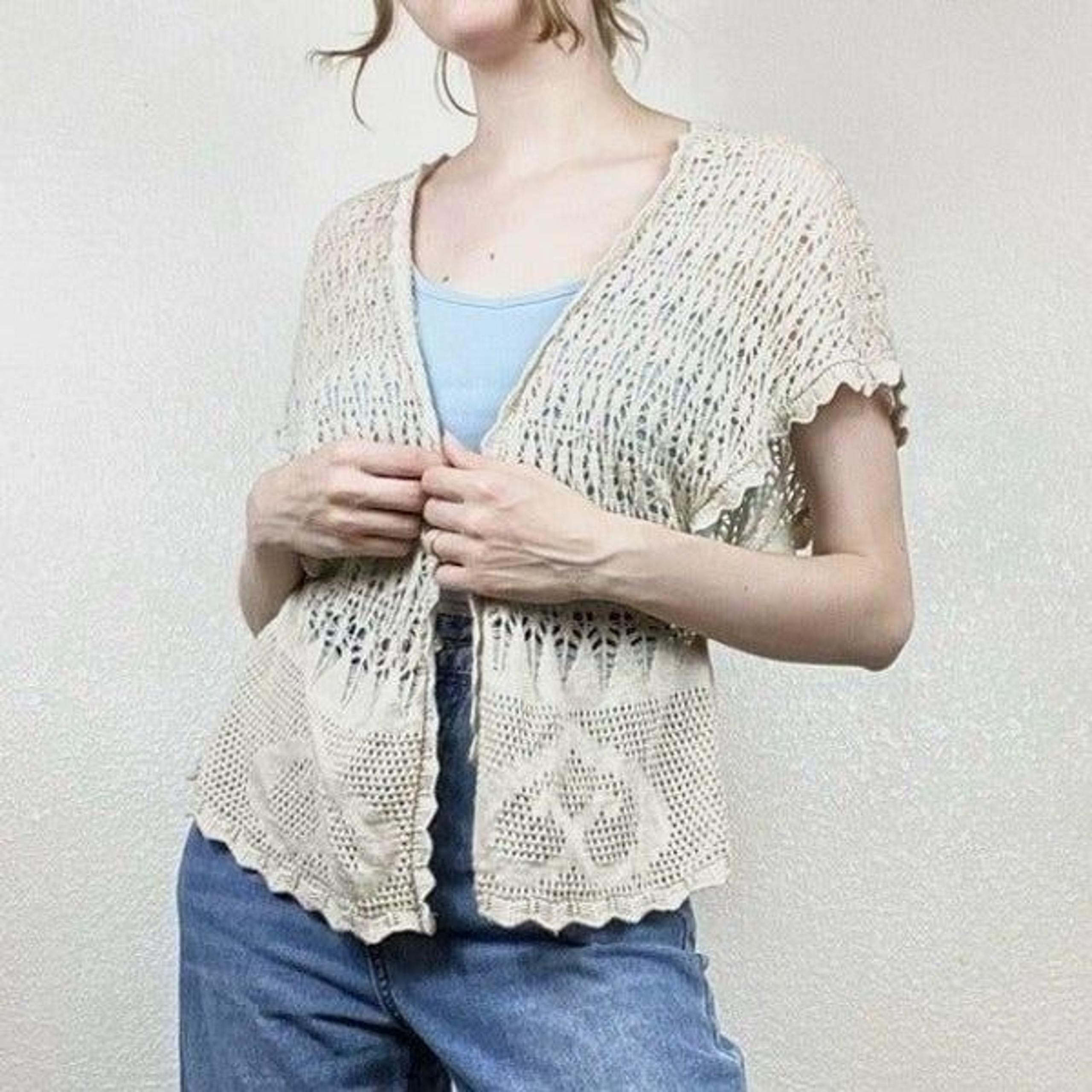 Vintage y2k Xhilaration Beige Crochet Knit Short Sleeve Cardigan Sweater