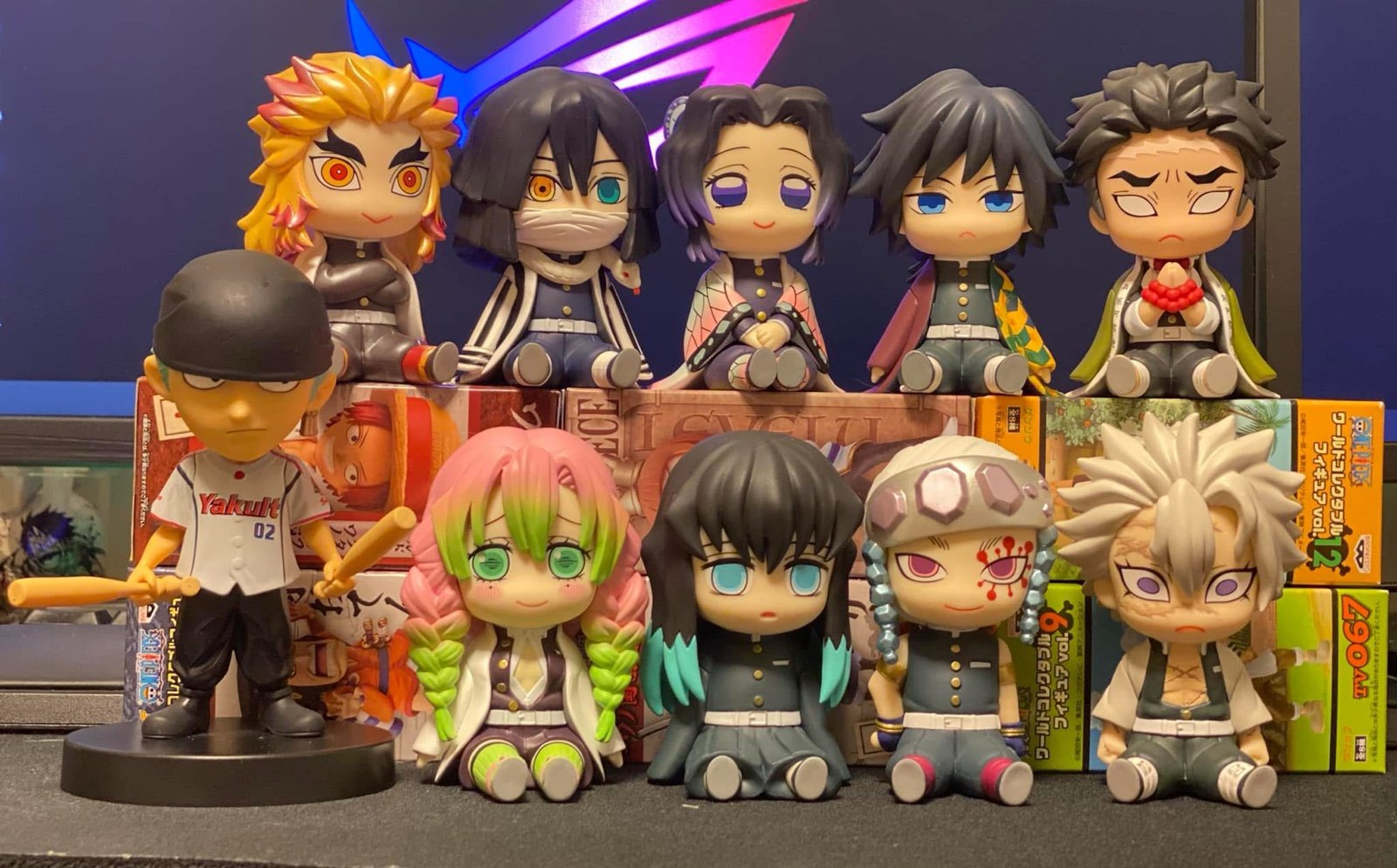 9 HASHIRA DEMON SLAYER CHIBI