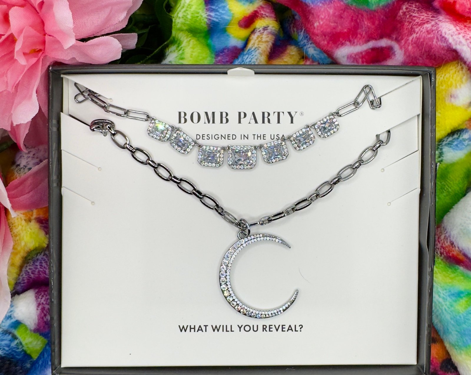 Bomb party luxe layer moon