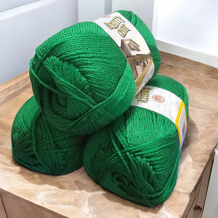 Gorgeous Yarn Soft 3 in Cafe Tropical Schitt's Creek for Cosplay Sweater Toys