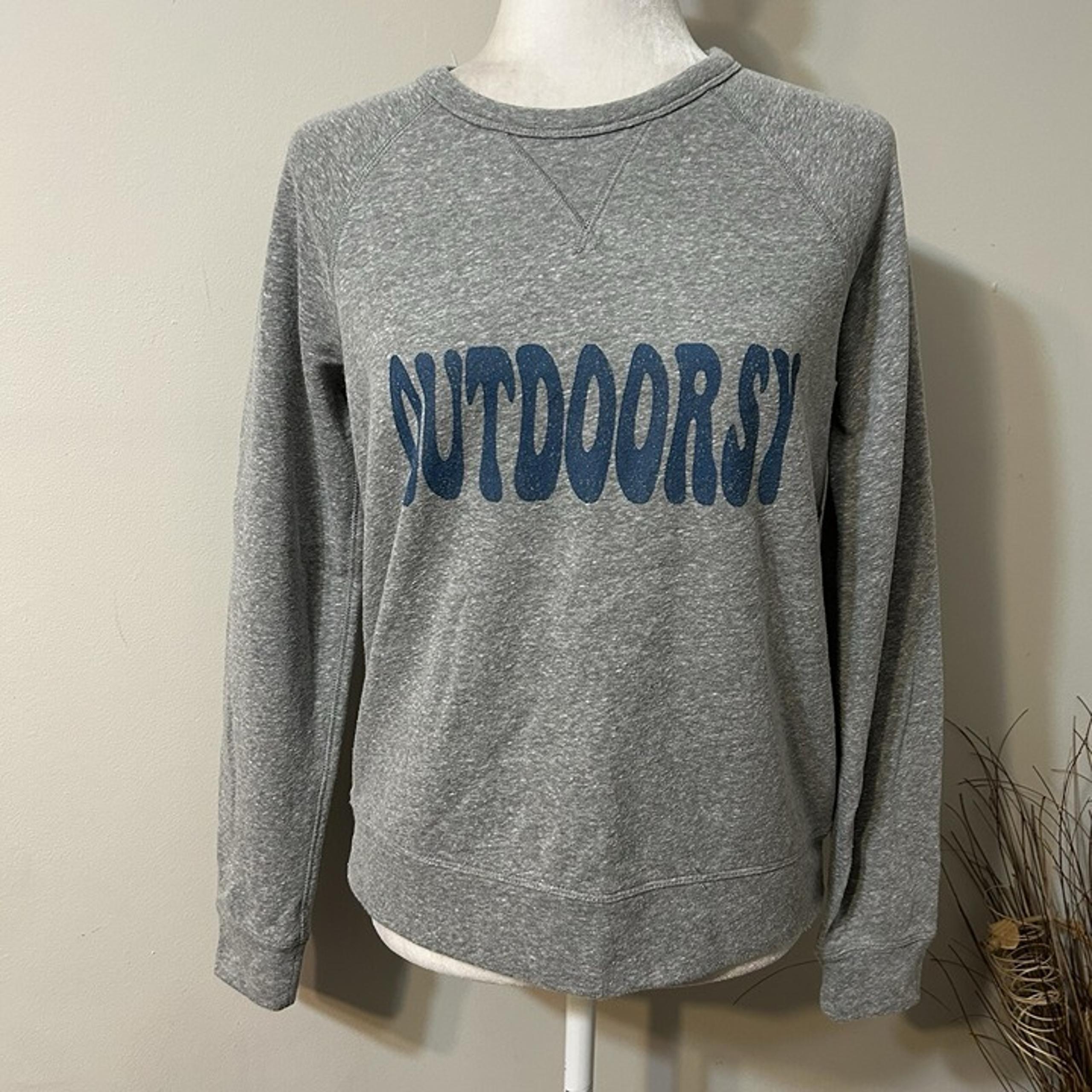 Sonoma Goods For Life Women Gray  Sweatshirt Top "outdoorsy" Cotton Blend Sz XS