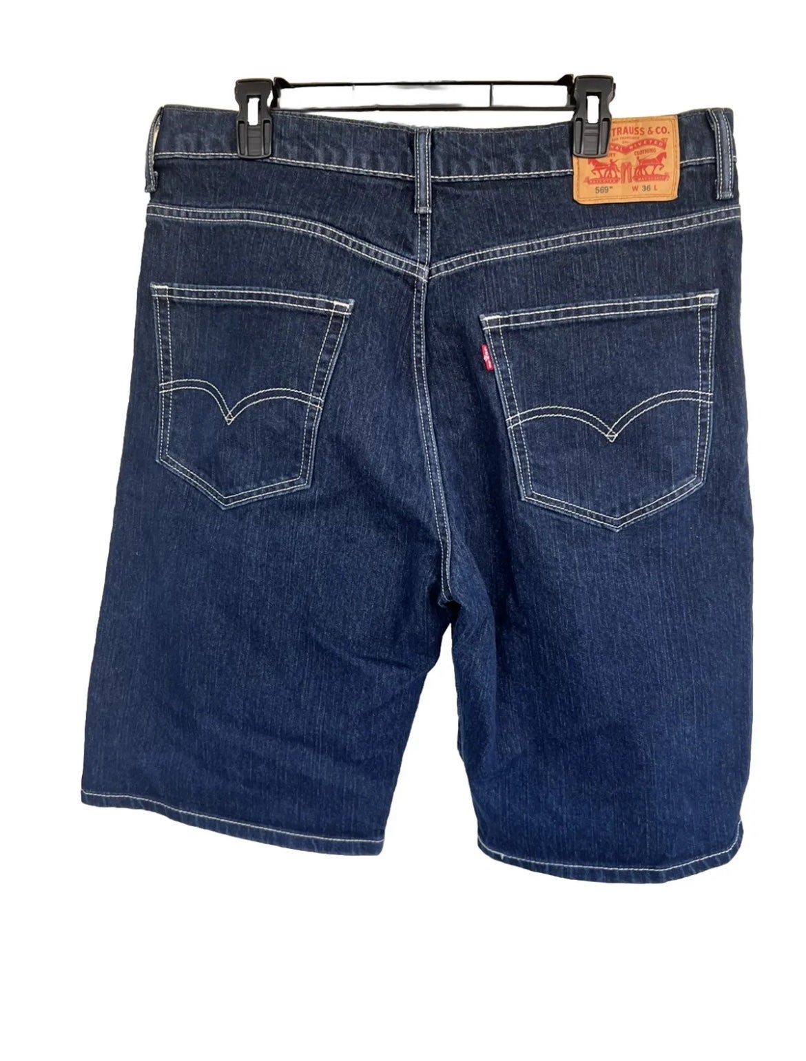 Levi's 569 Loose Straight Denim Jean Shorts Red Tag measured Sz 37x11” Stretch